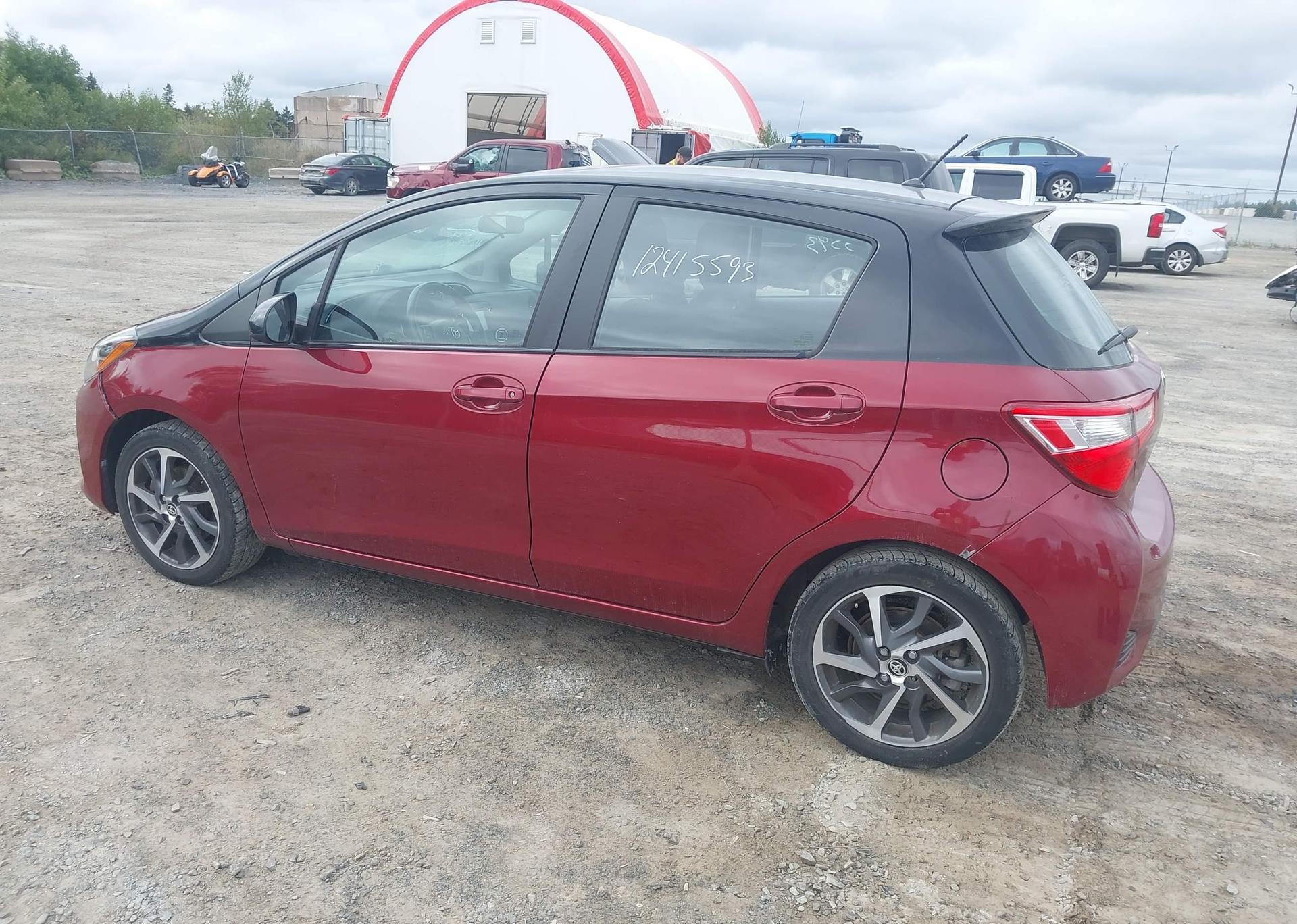 2018 TOYOTA YARIS SE