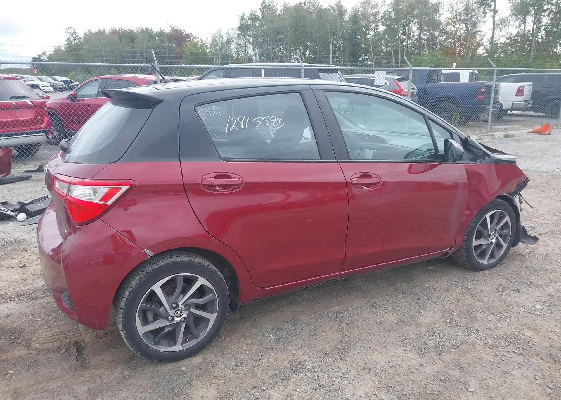 2018 TOYOTA YARIS SE