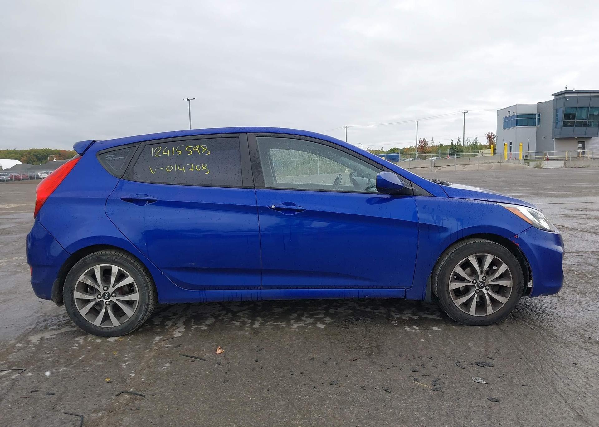 2012 HYUNDAI ACCENT