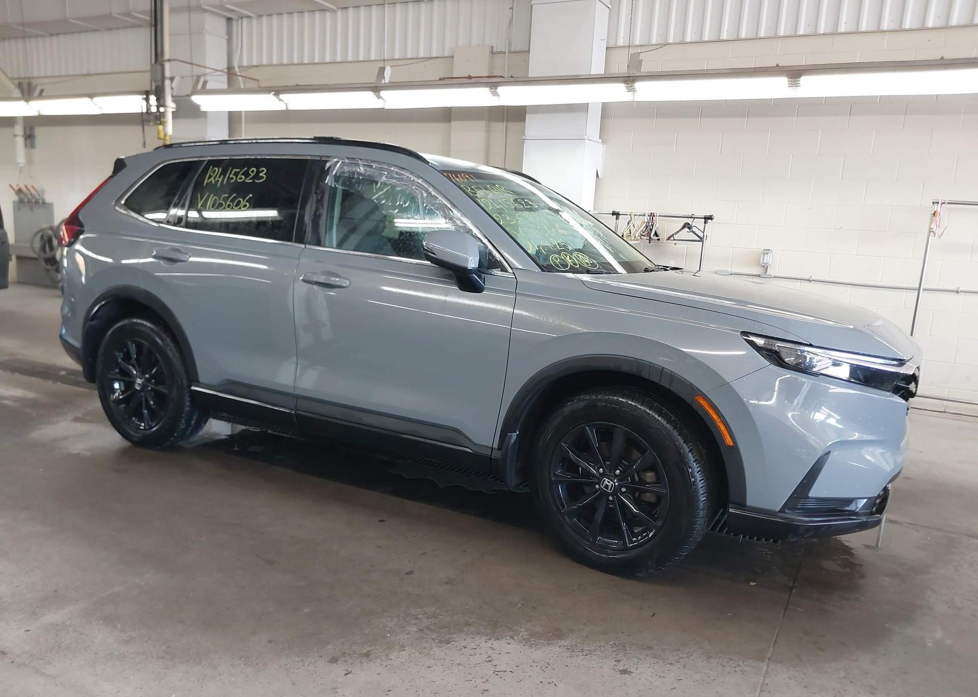 2023 HONDA CR-V