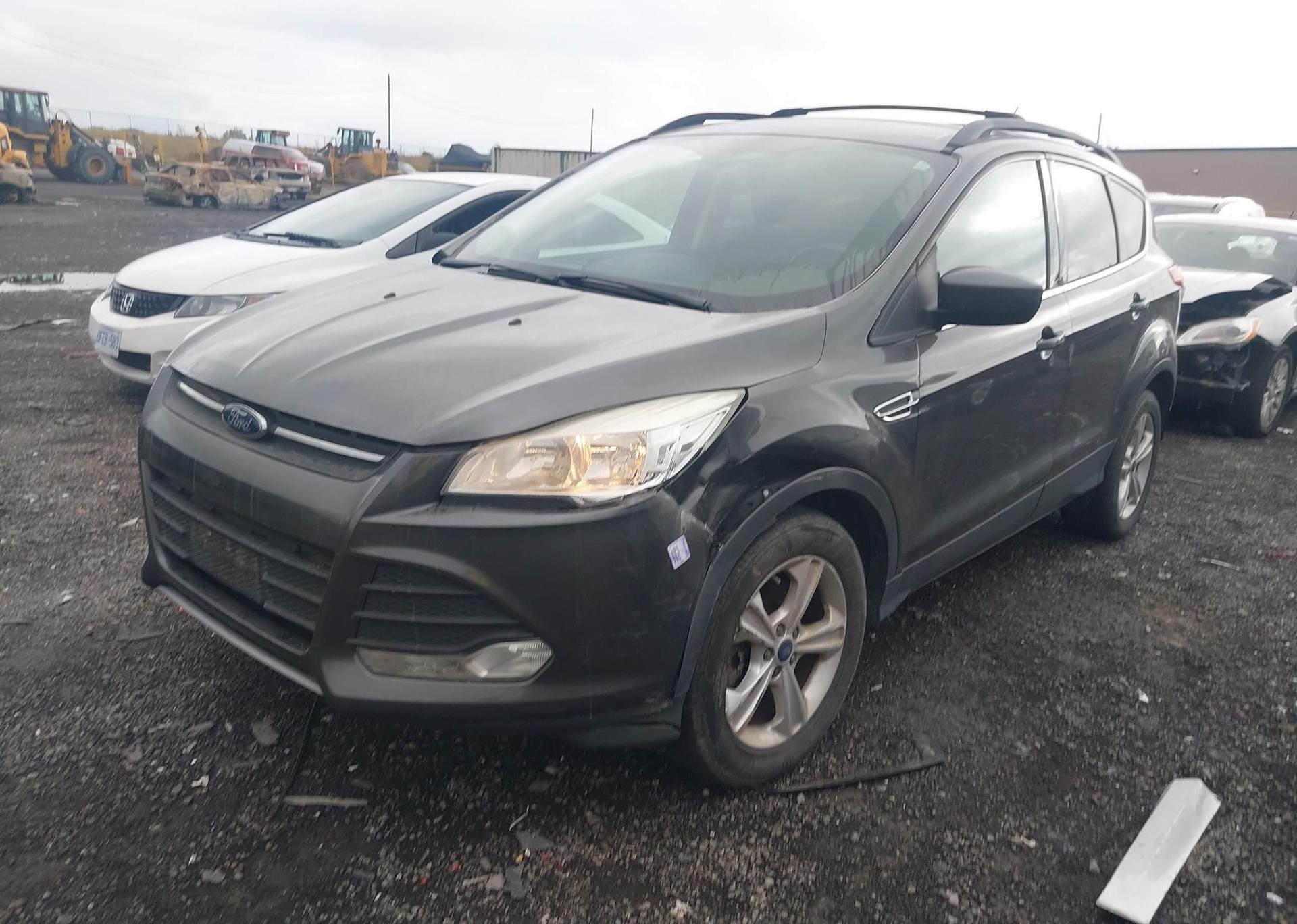 2015 FORD ESCAPE SE
