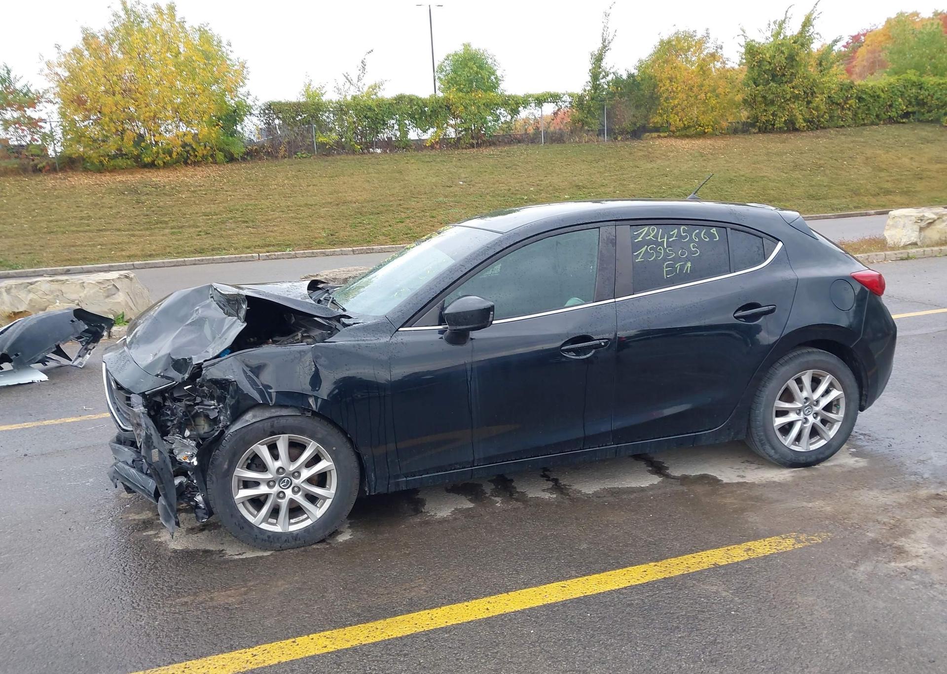 2015 MAZDA MAZDA3 GS