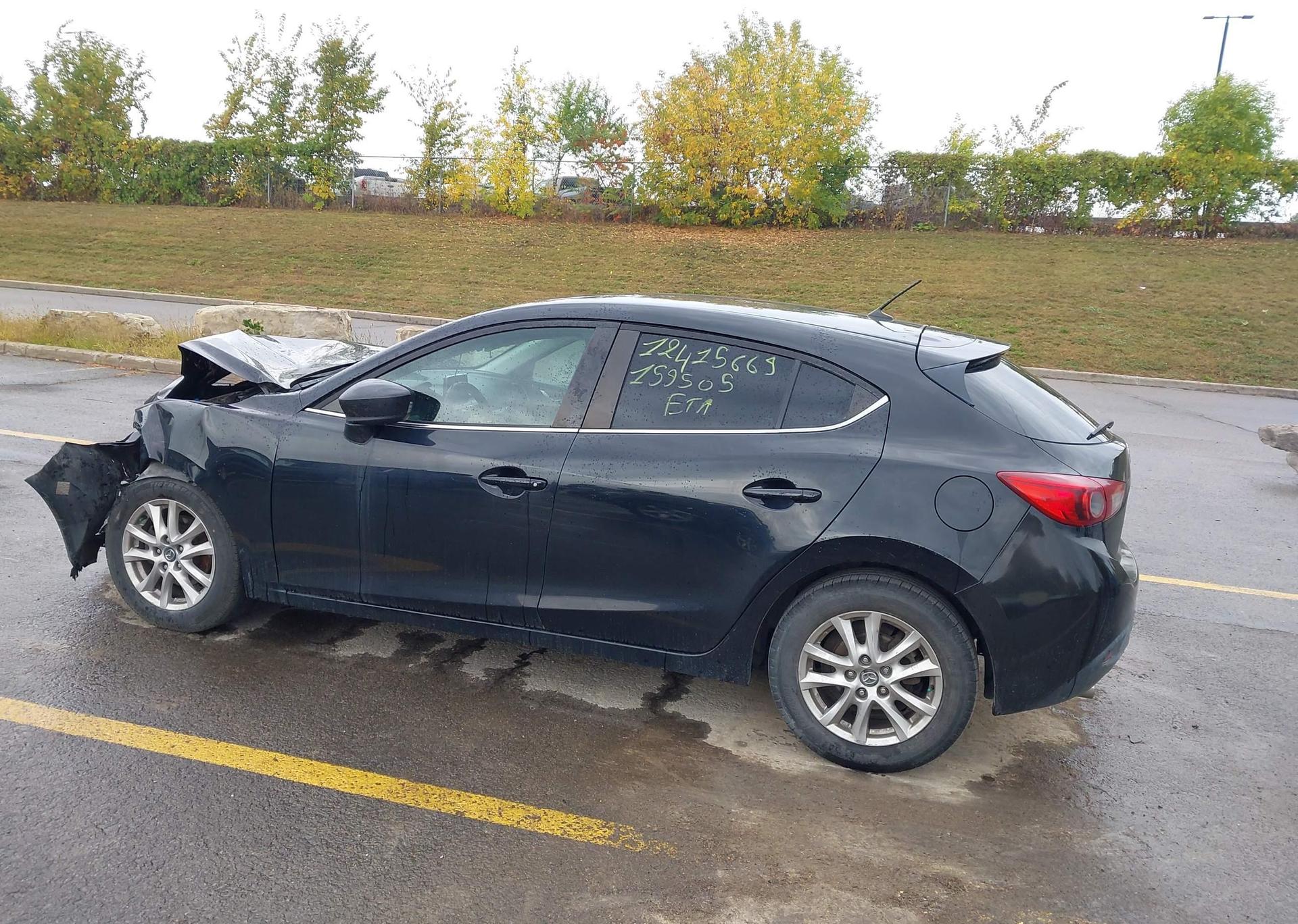 2015 MAZDA MAZDA3 GS