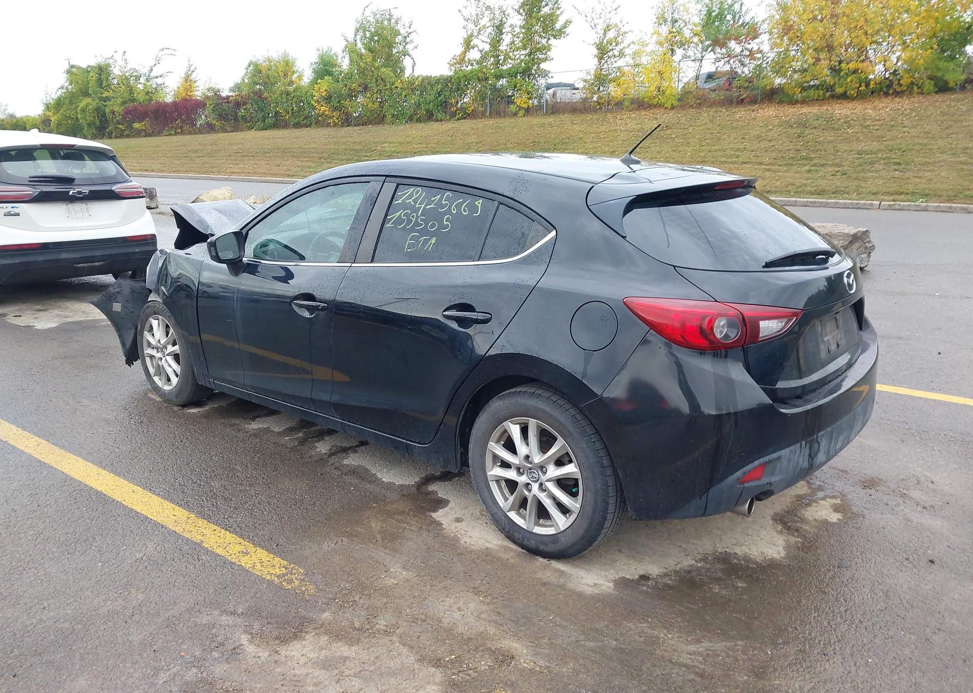 2015 MAZDA MAZDA3 GS