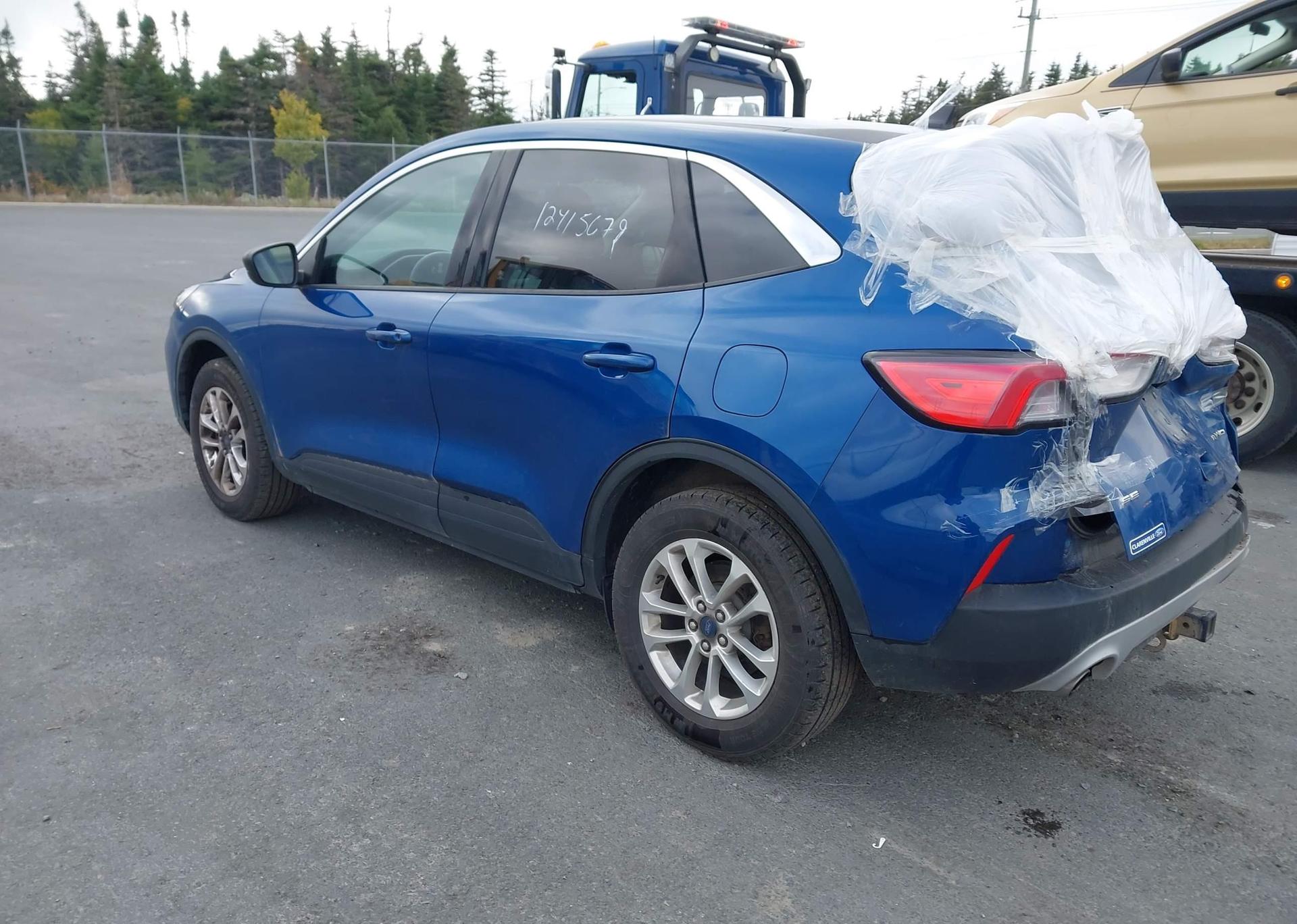 2022 FORD ESCAPE SE