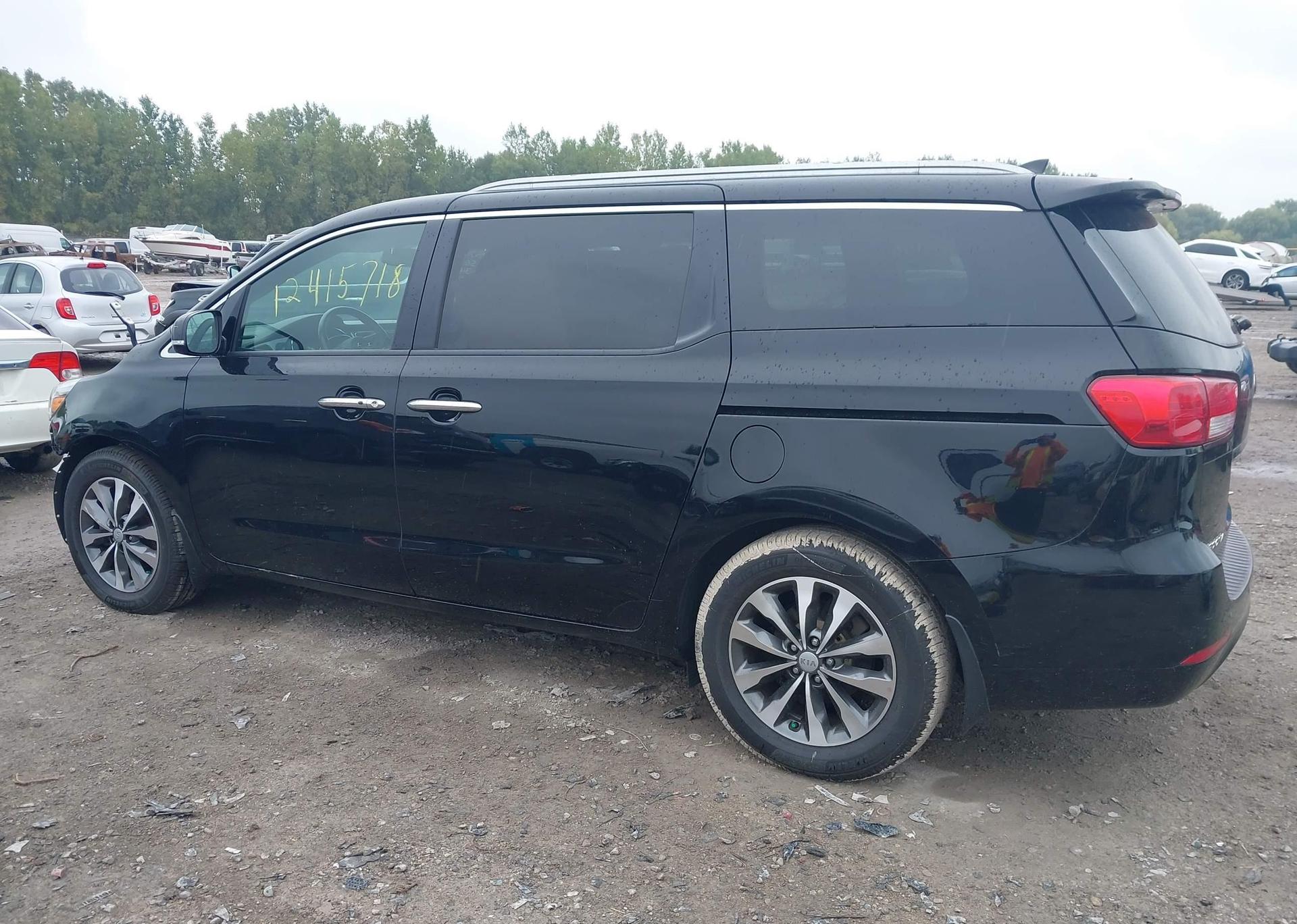 2017 KIA SEDONA EX