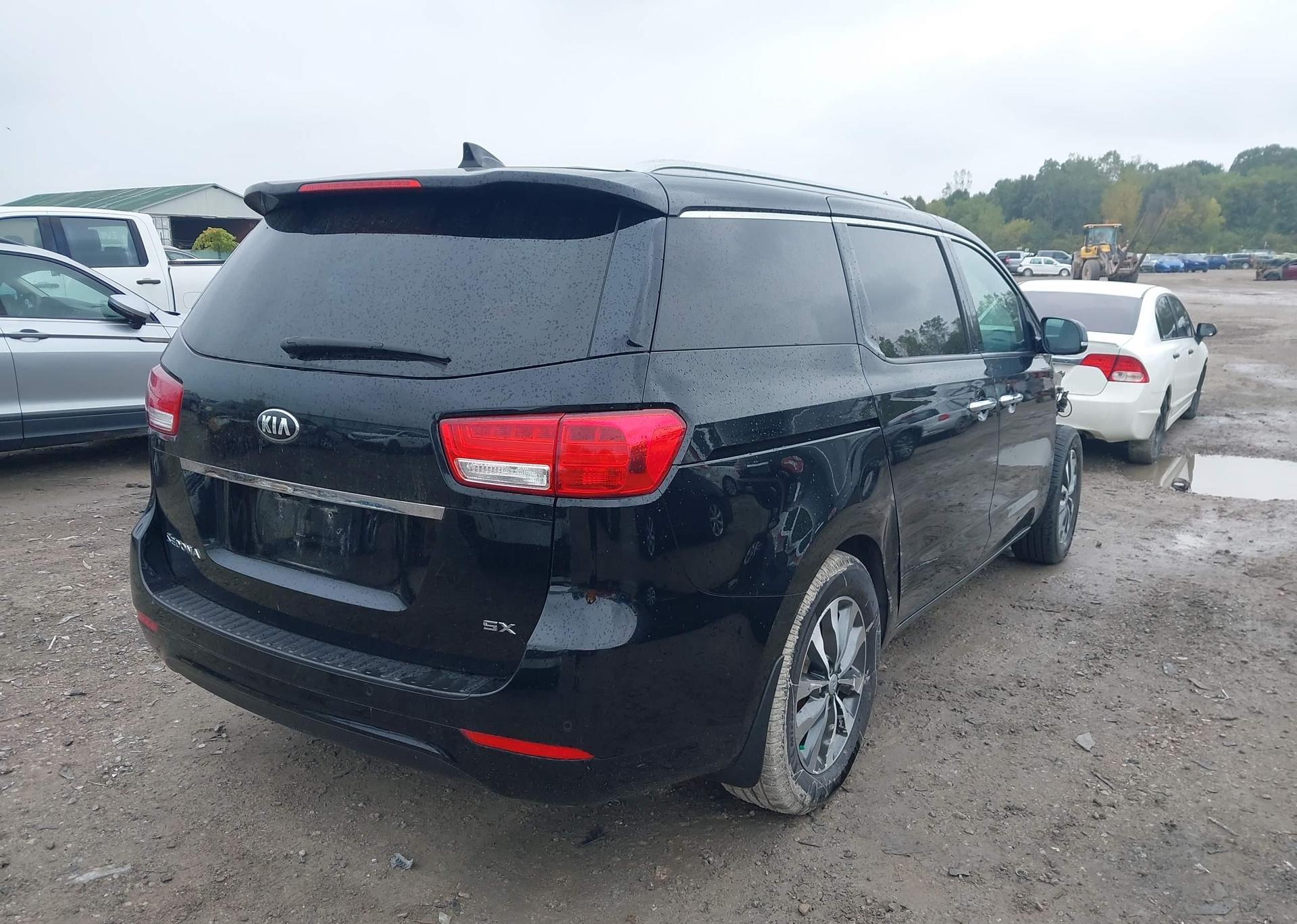 2017 KIA SEDONA EX