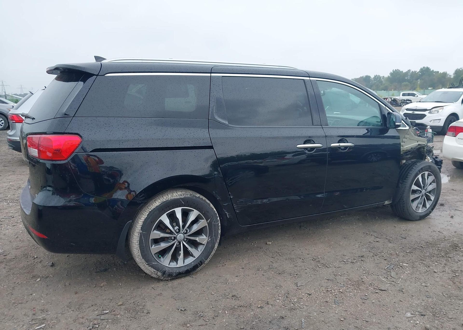 2017 KIA SEDONA EX
