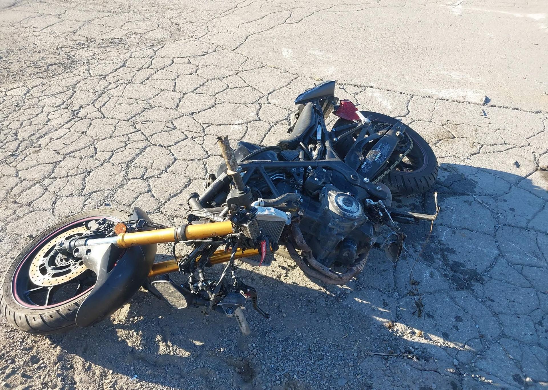 2019 YAMAHA YZFR3 A
