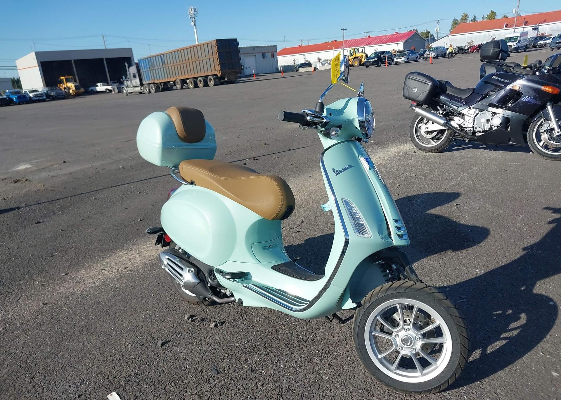 2021 VESPA PRIMAVERA