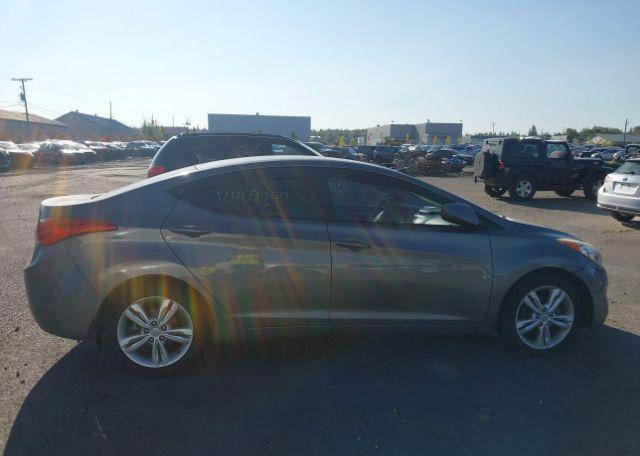 2013 HYUNDAI ELANTRA GL