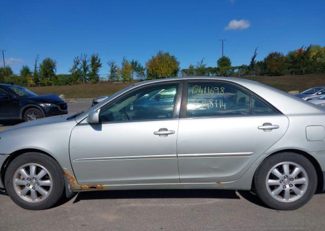 2003 TOYOTA CAMRY LE V6
