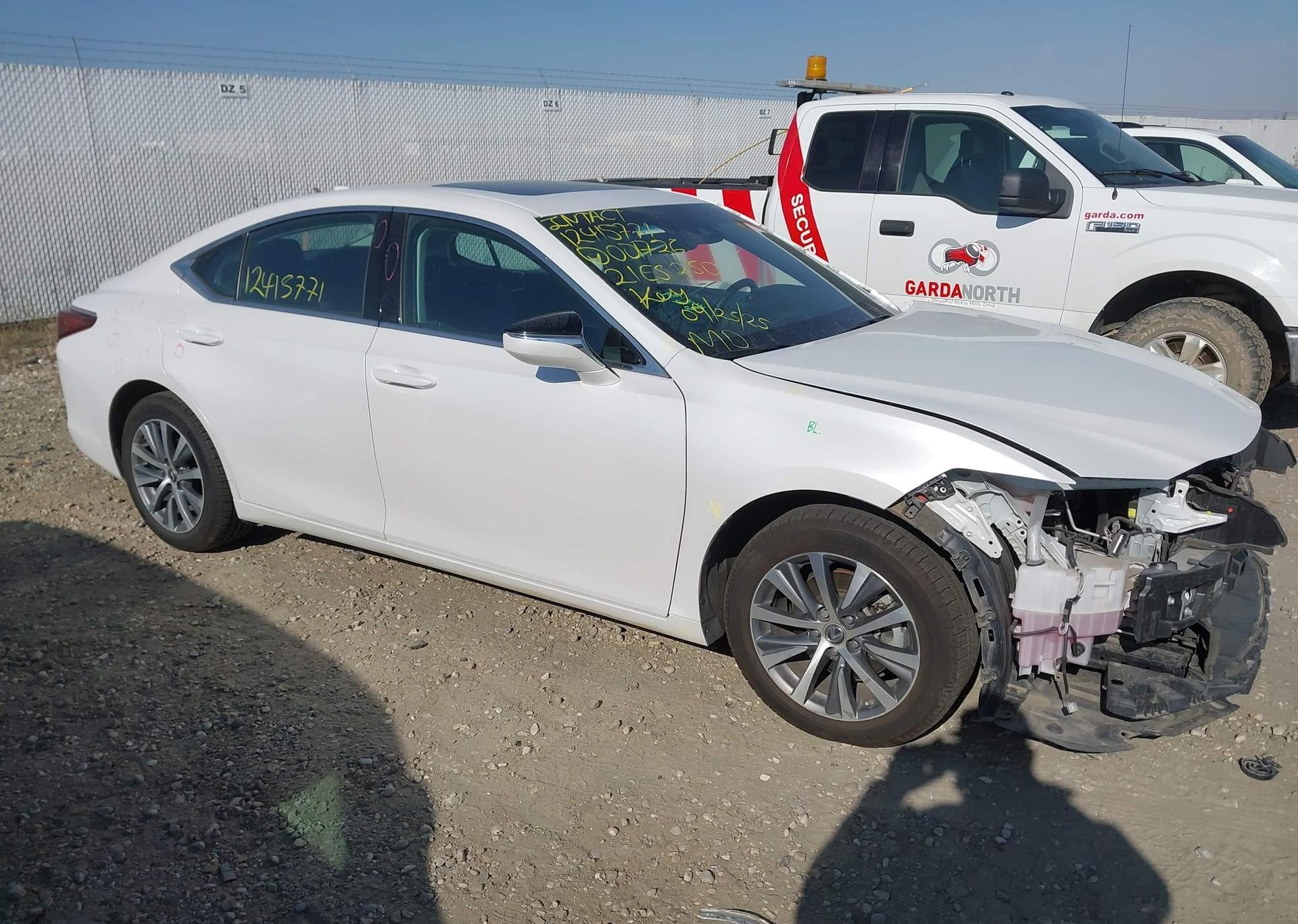 2021 LEXUS ES 250