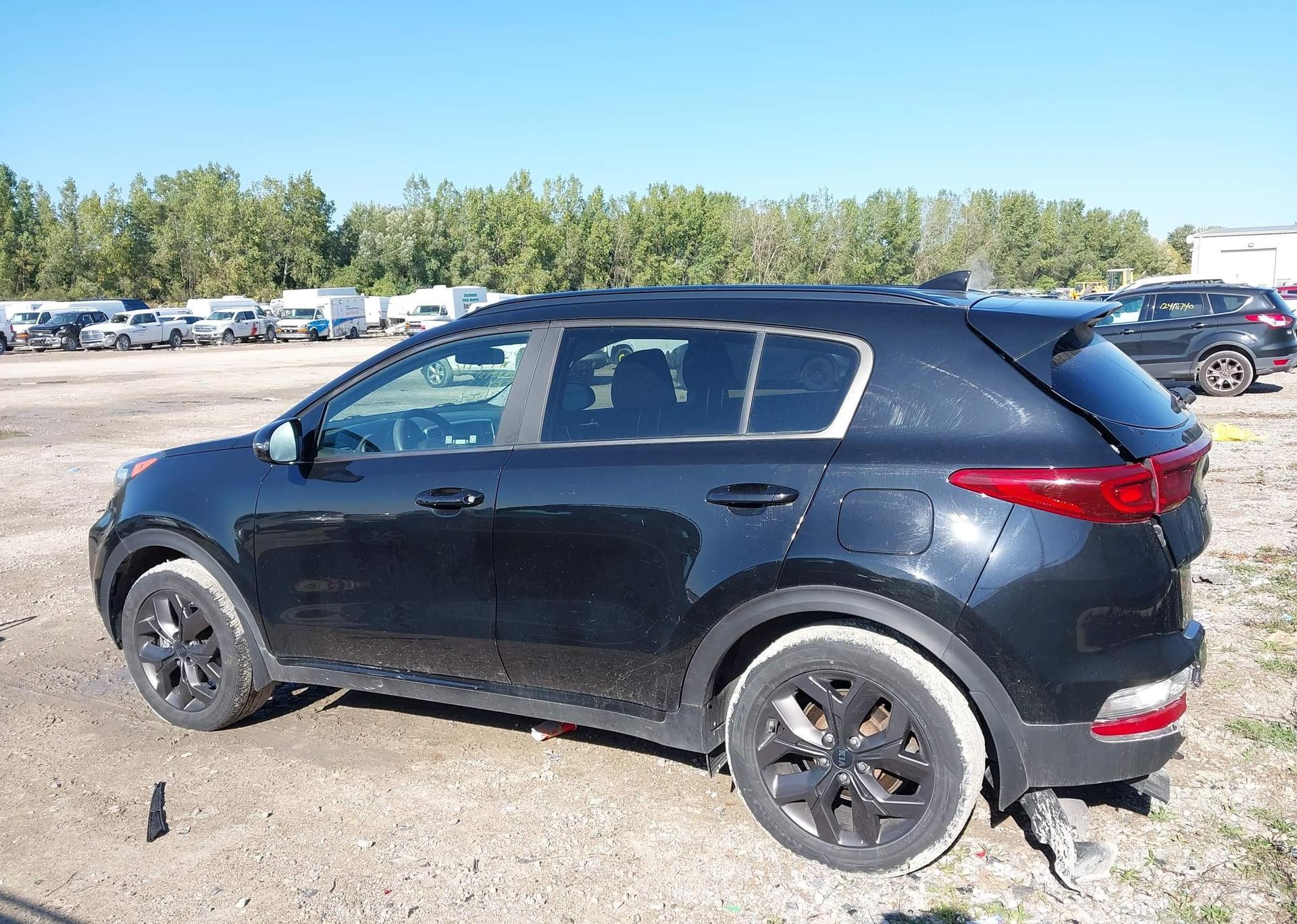 2022 KIA SPORTAGE LX