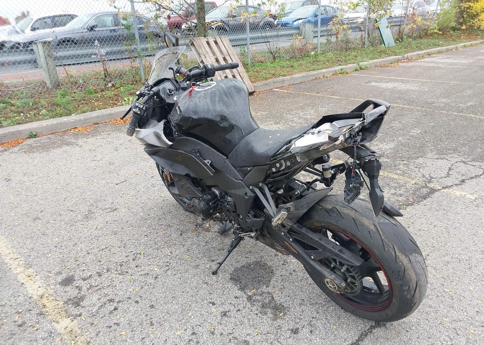 2024 KAWASAKI ZX1002 K