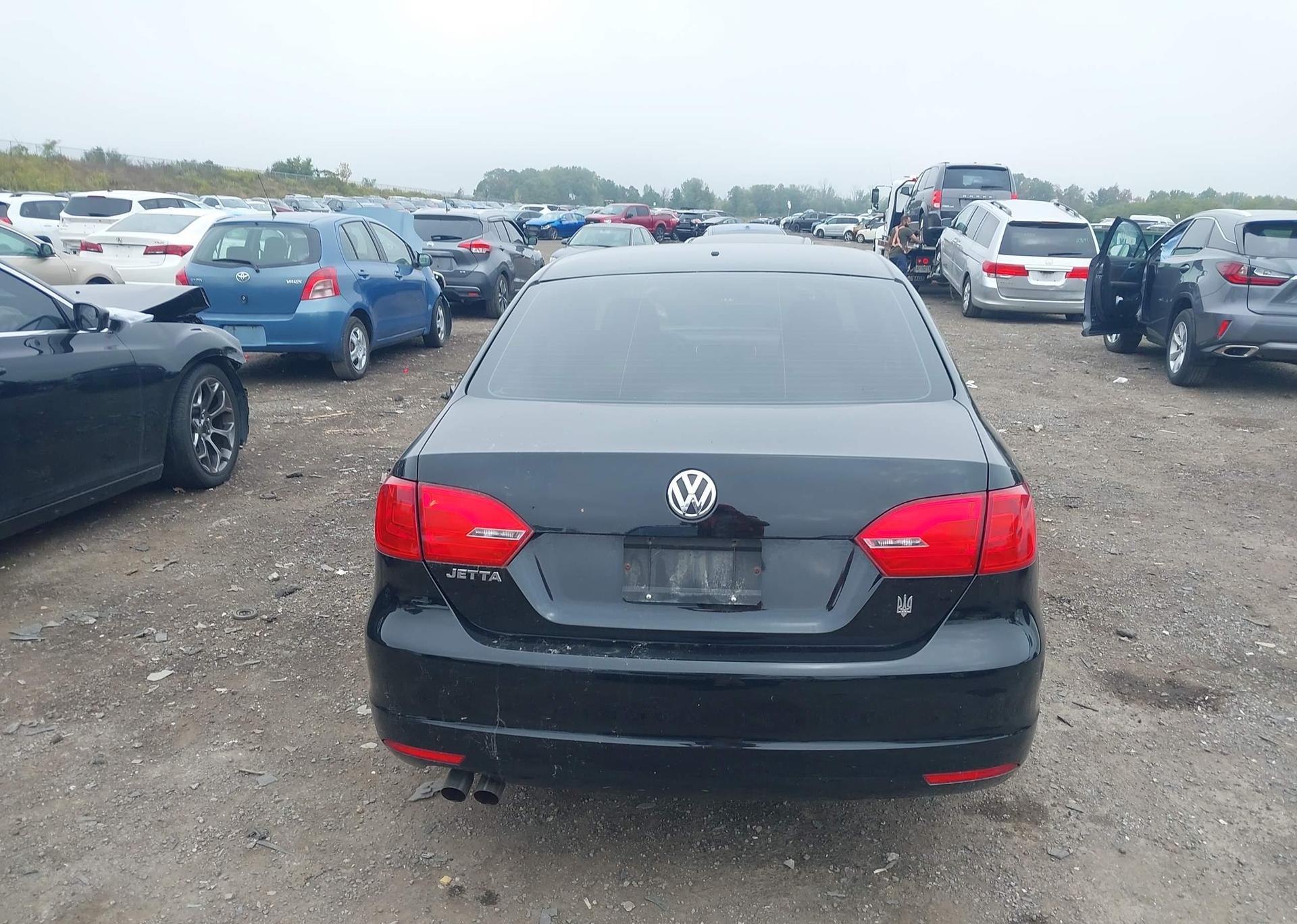 2013 VOLKSWAGEN JETTA