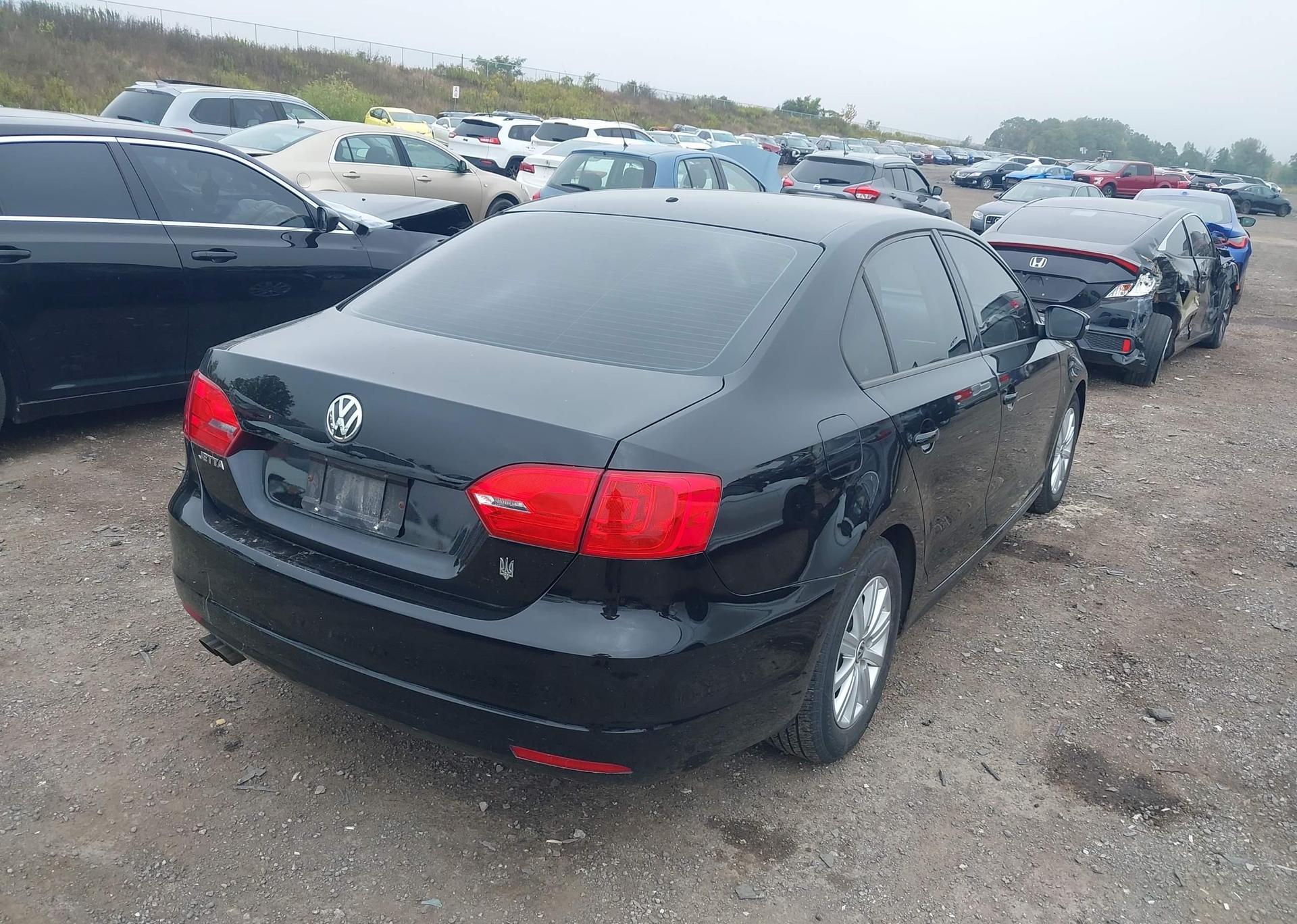 2013 VOLKSWAGEN JETTA