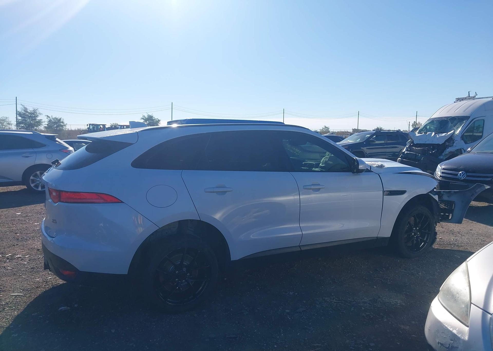 2018 JAGUAR F-PACE 30T PRESTIGE