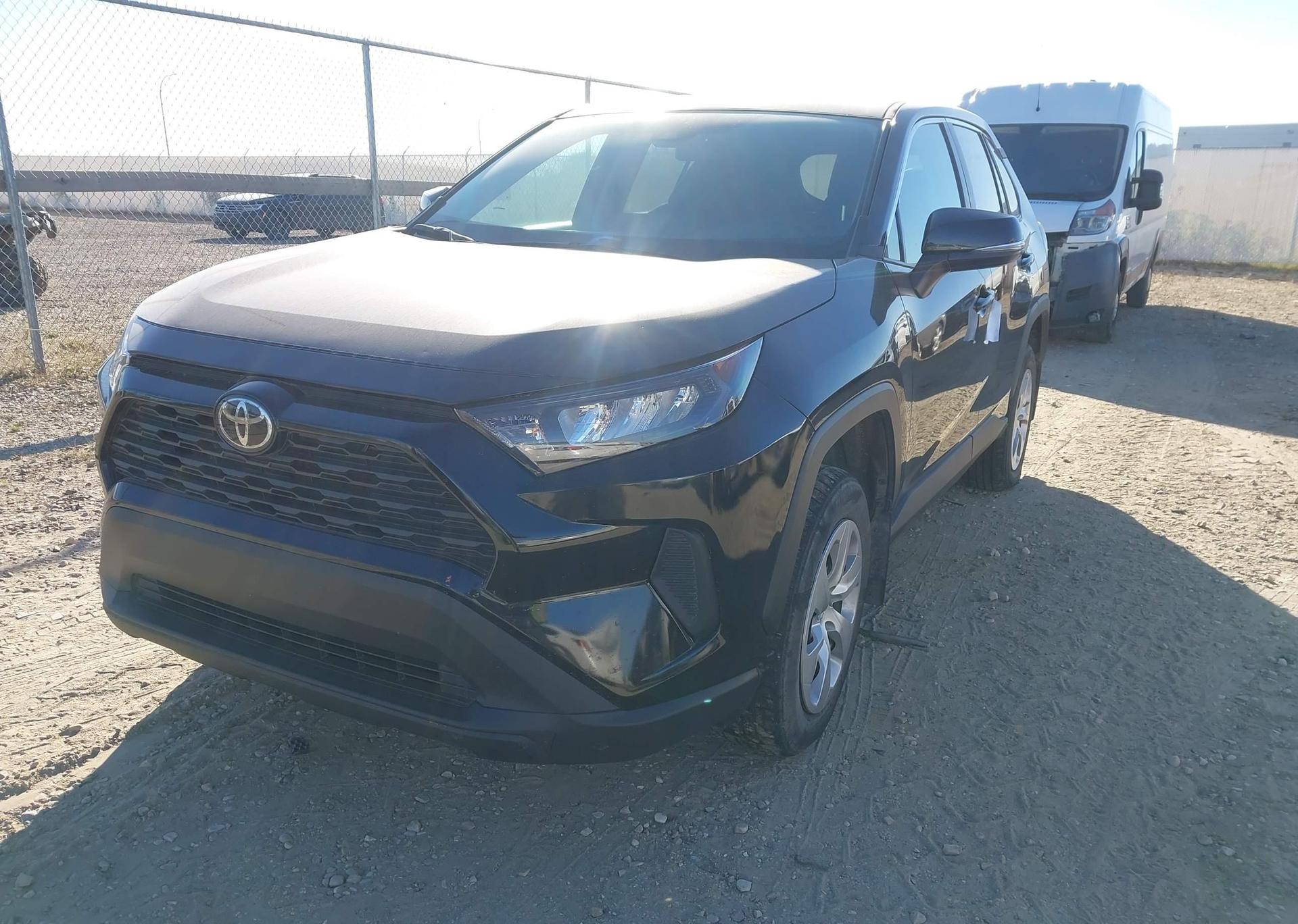 2023 TOYOTA RAV4 LE