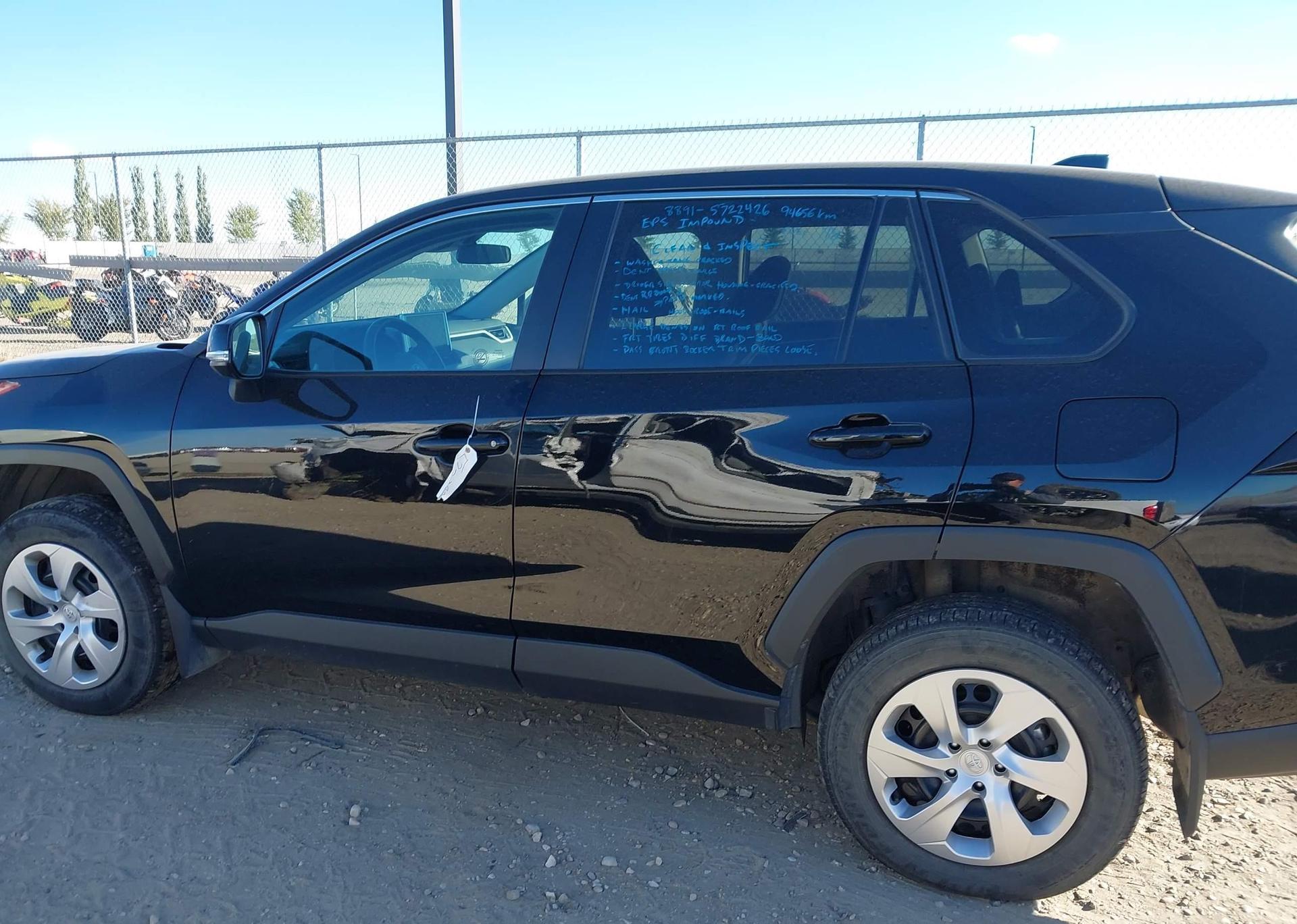 2023 TOYOTA RAV4 LE