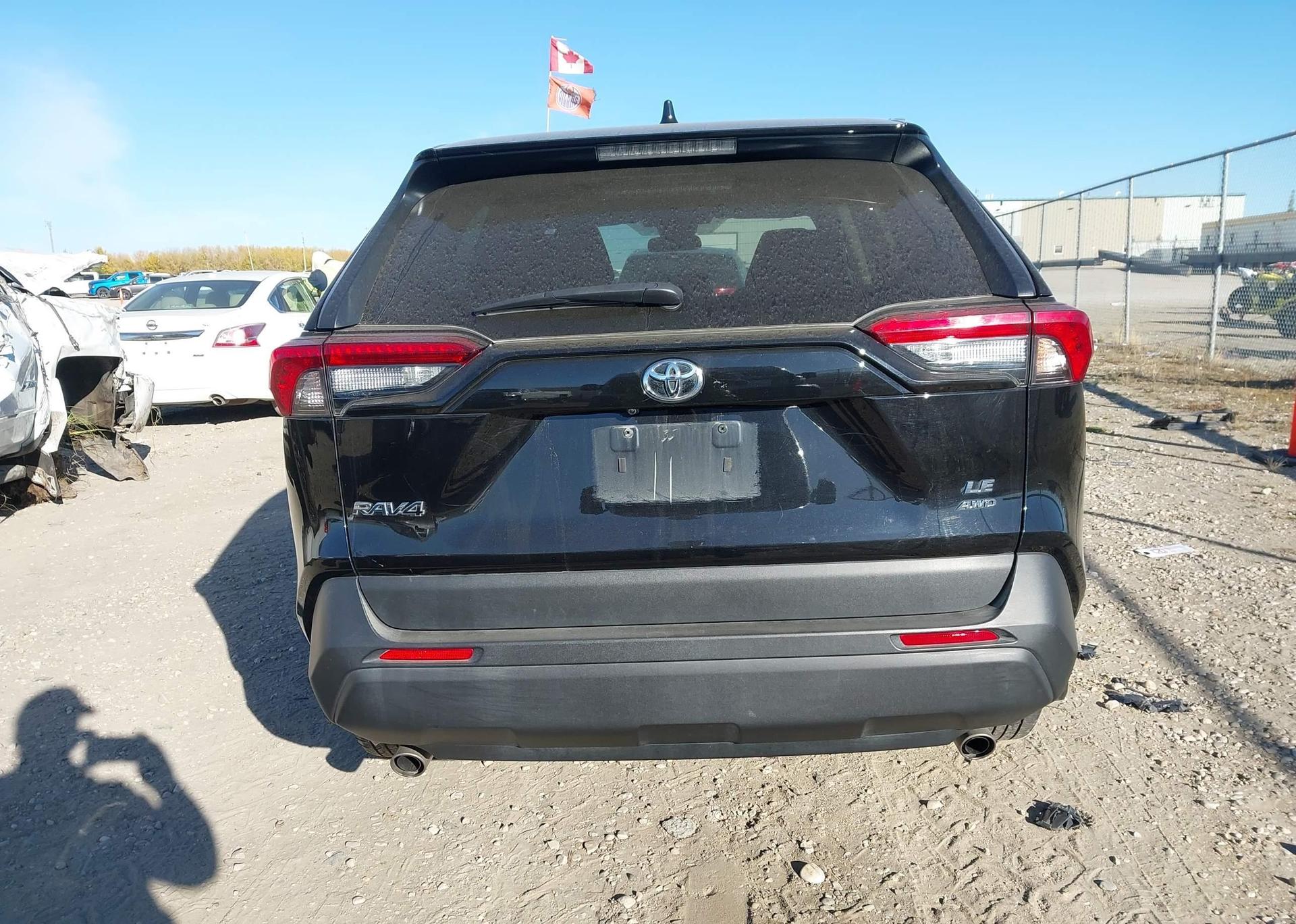 2023 TOYOTA RAV4 LE