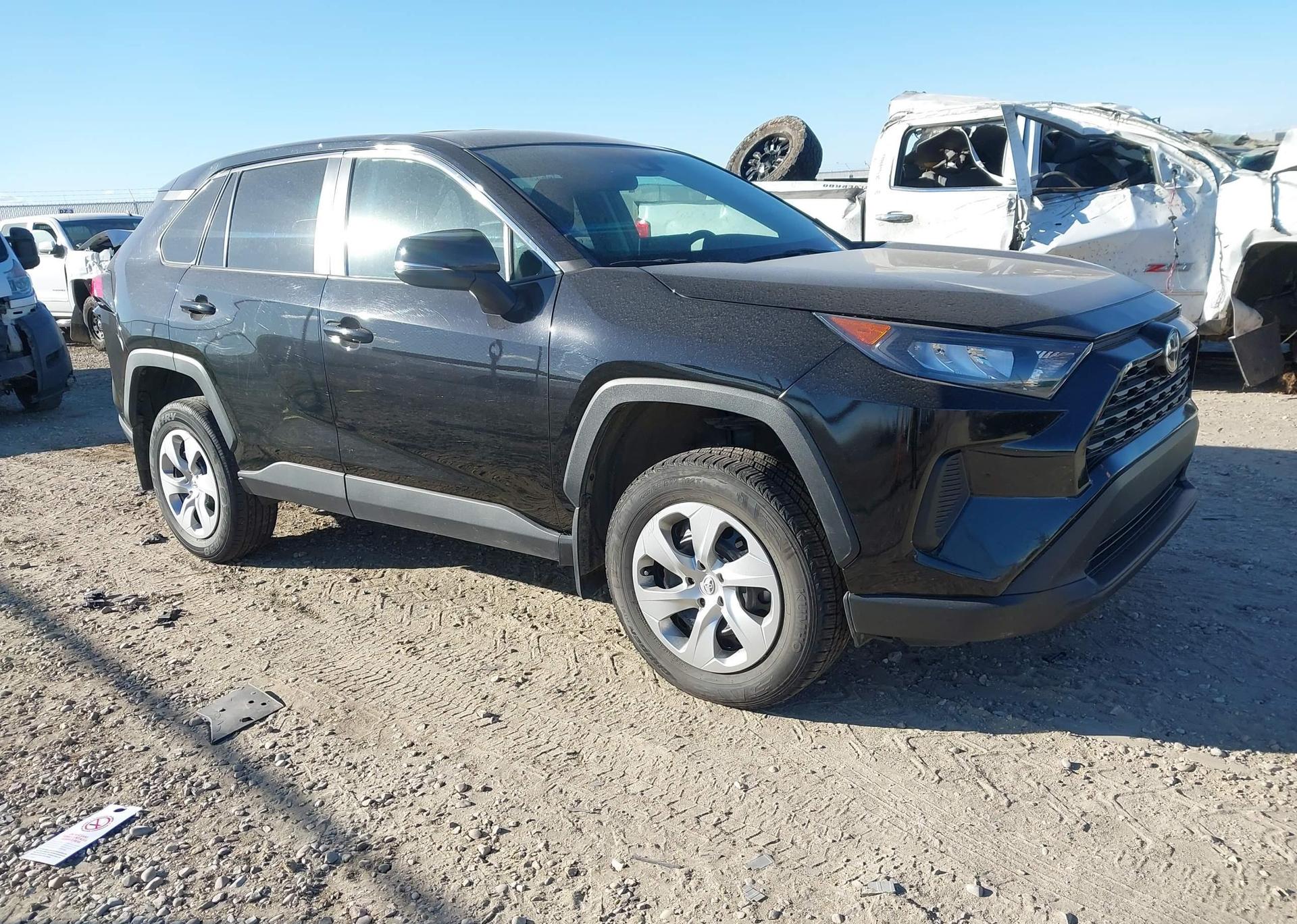 2023 TOYOTA RAV4 LE
