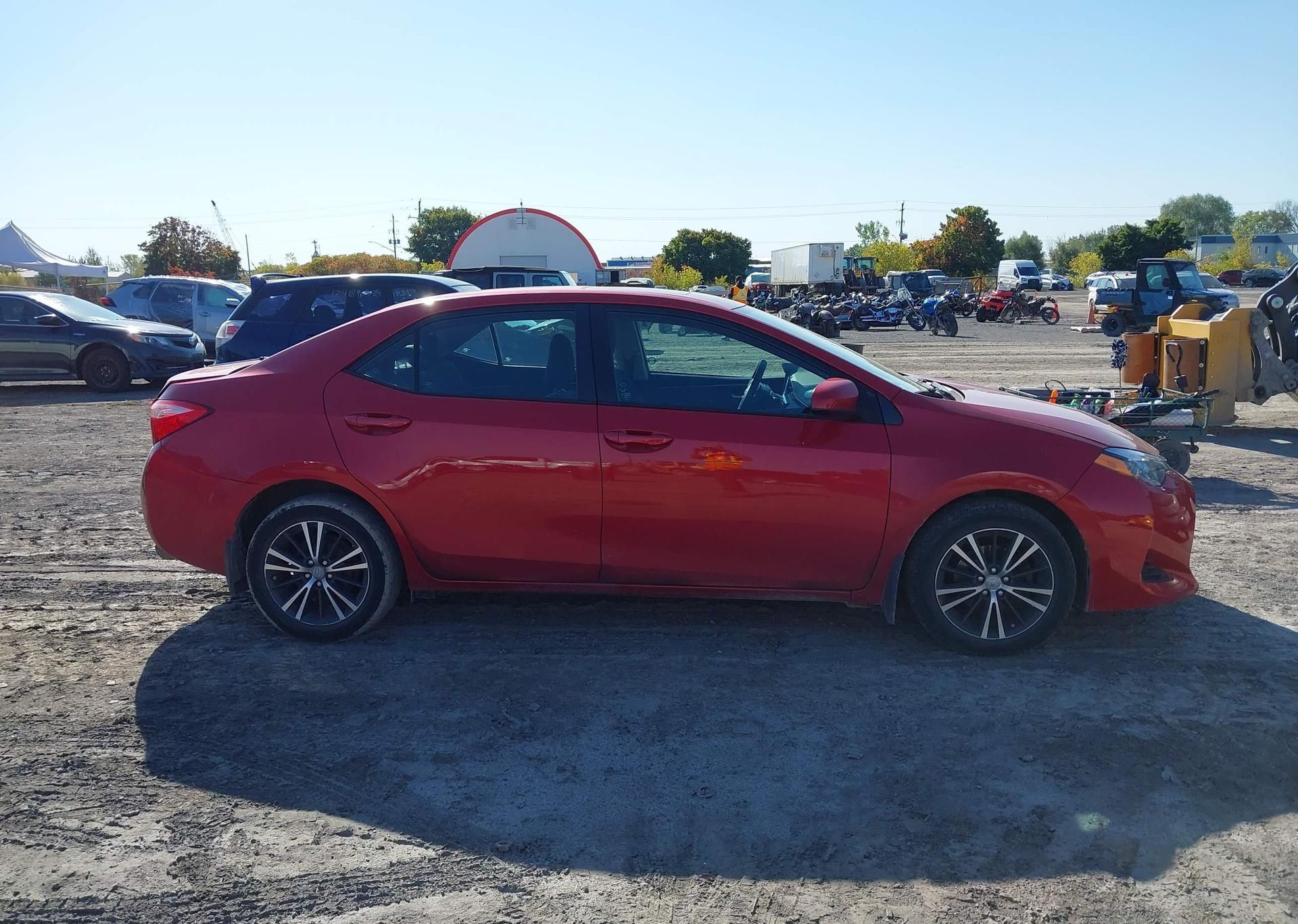 2017 TOYOTA COROLLA LE