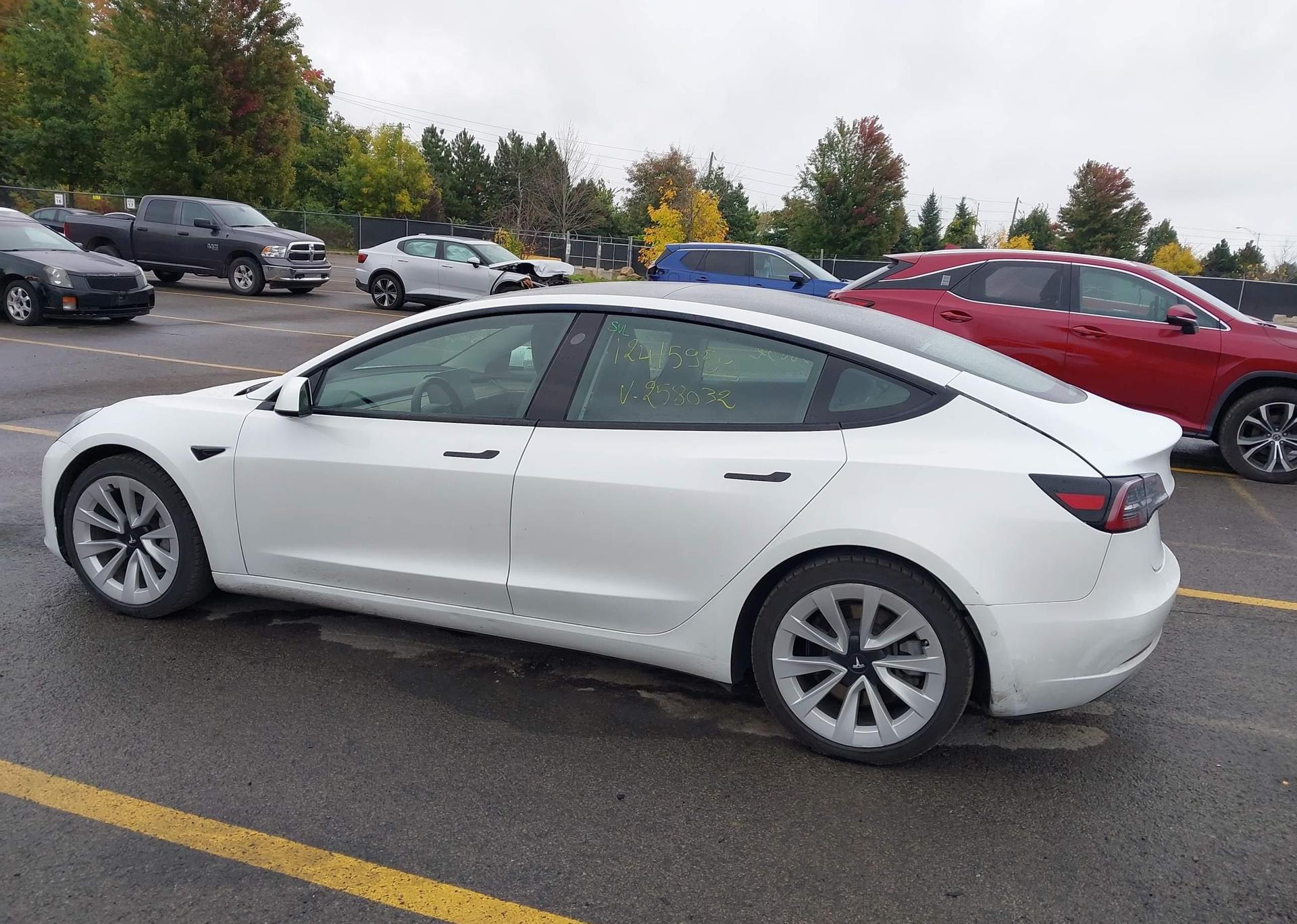 2022 TESLA MODEL 3