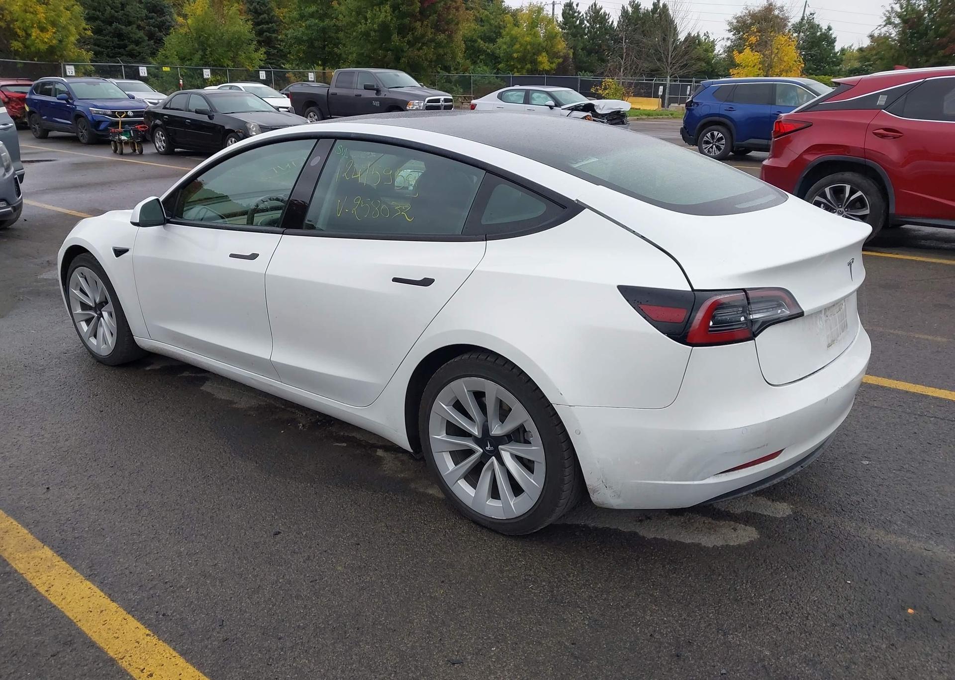 2022 TESLA MODEL 3