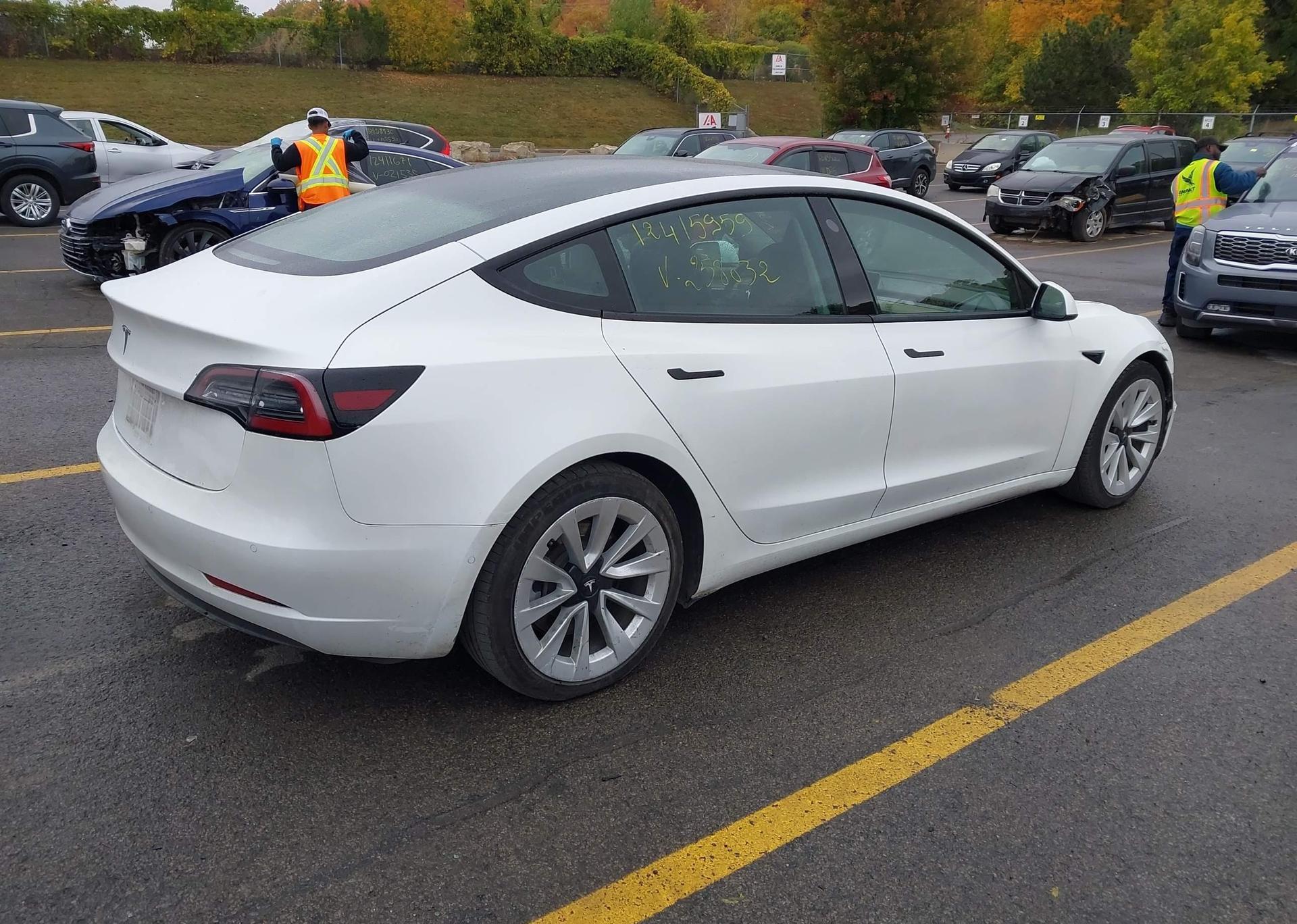 2022 TESLA MODEL 3