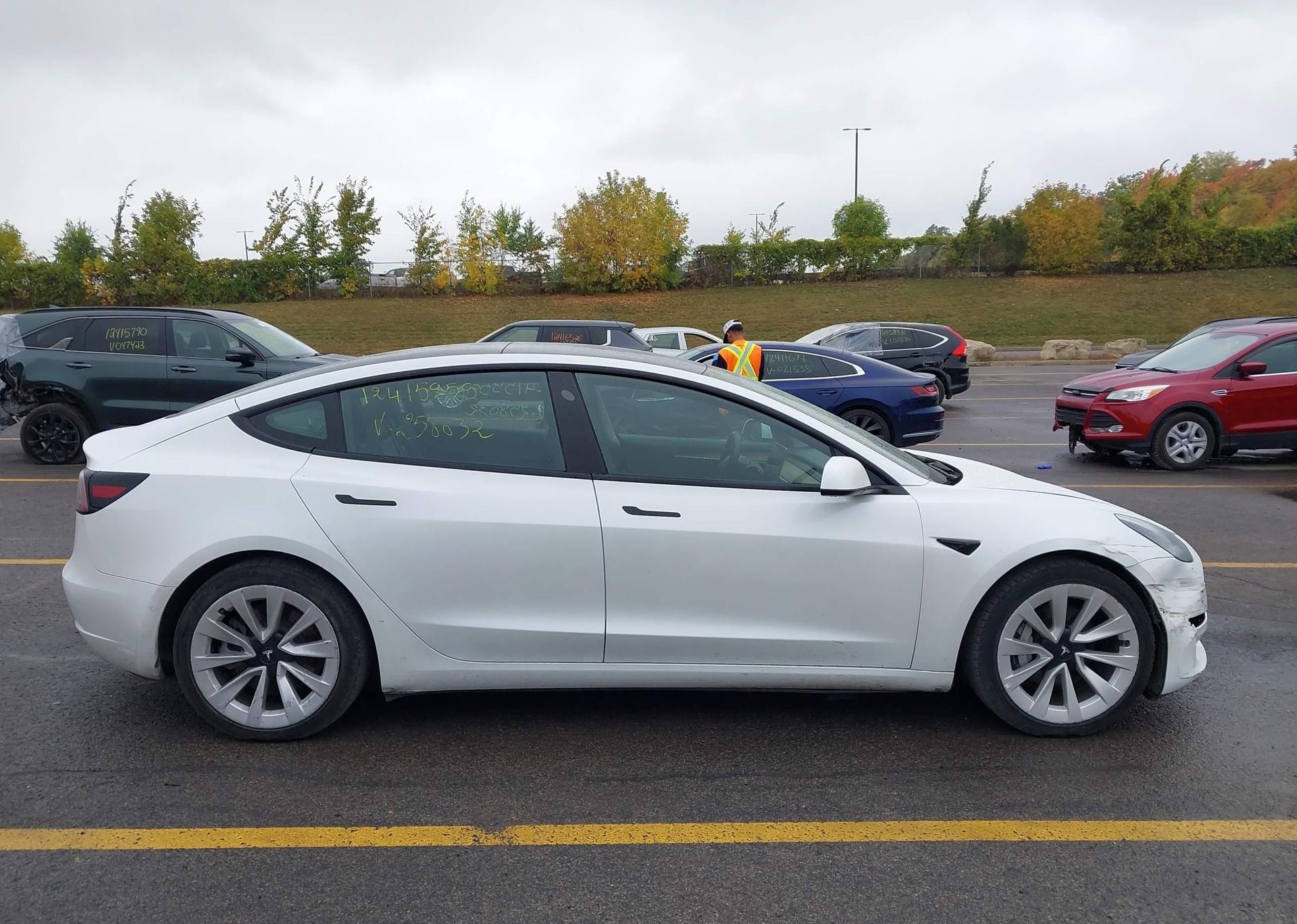 2022 TESLA MODEL 3