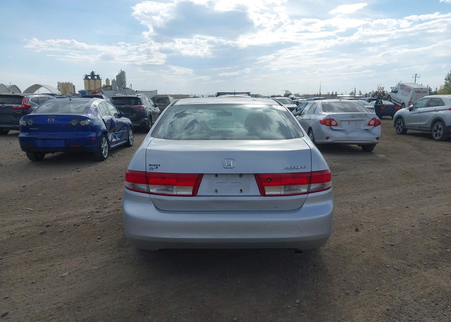 2003 HONDA ACCORD LX