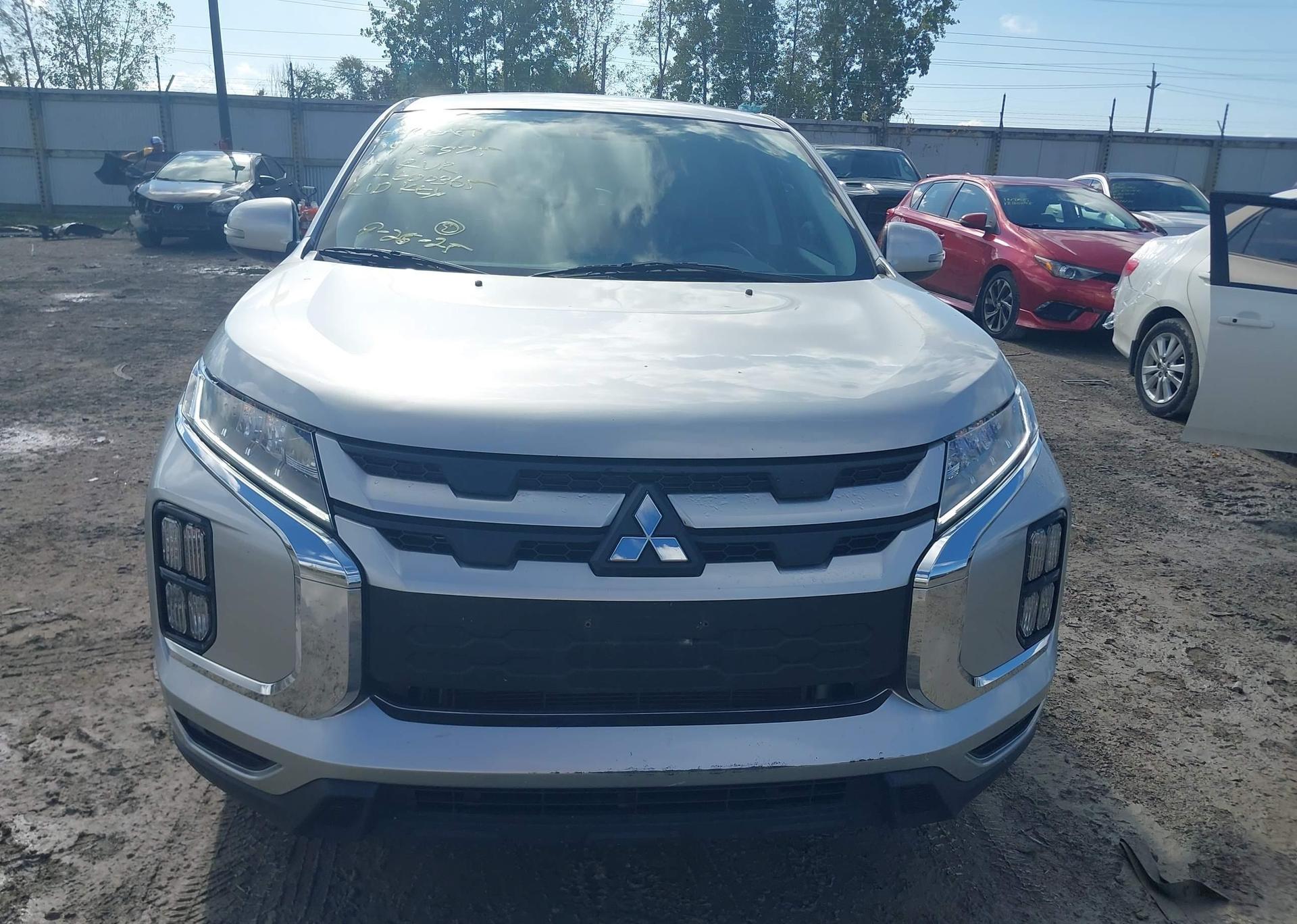 2024 MITSUBISHI RVR SE