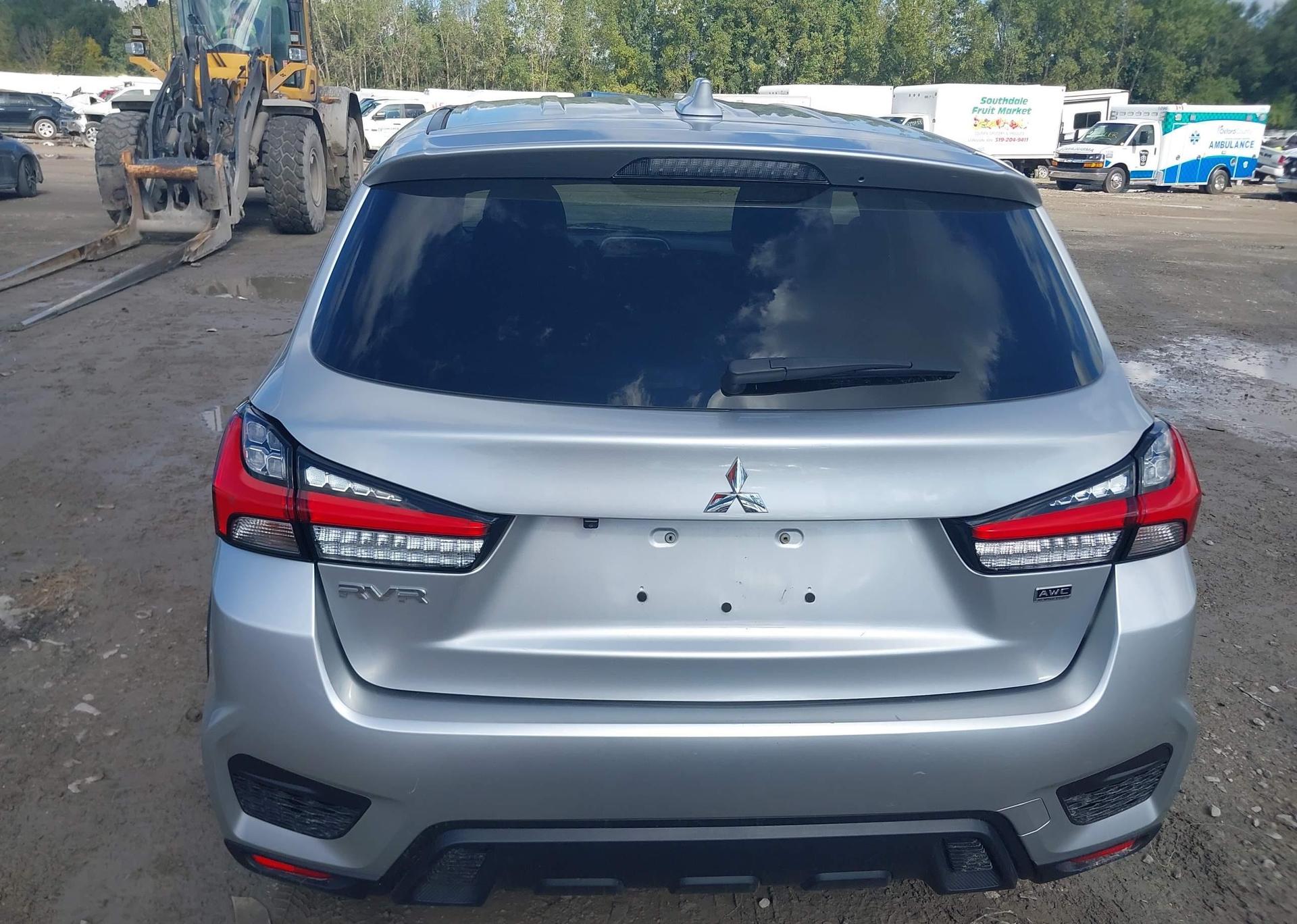 2024 MITSUBISHI RVR SE