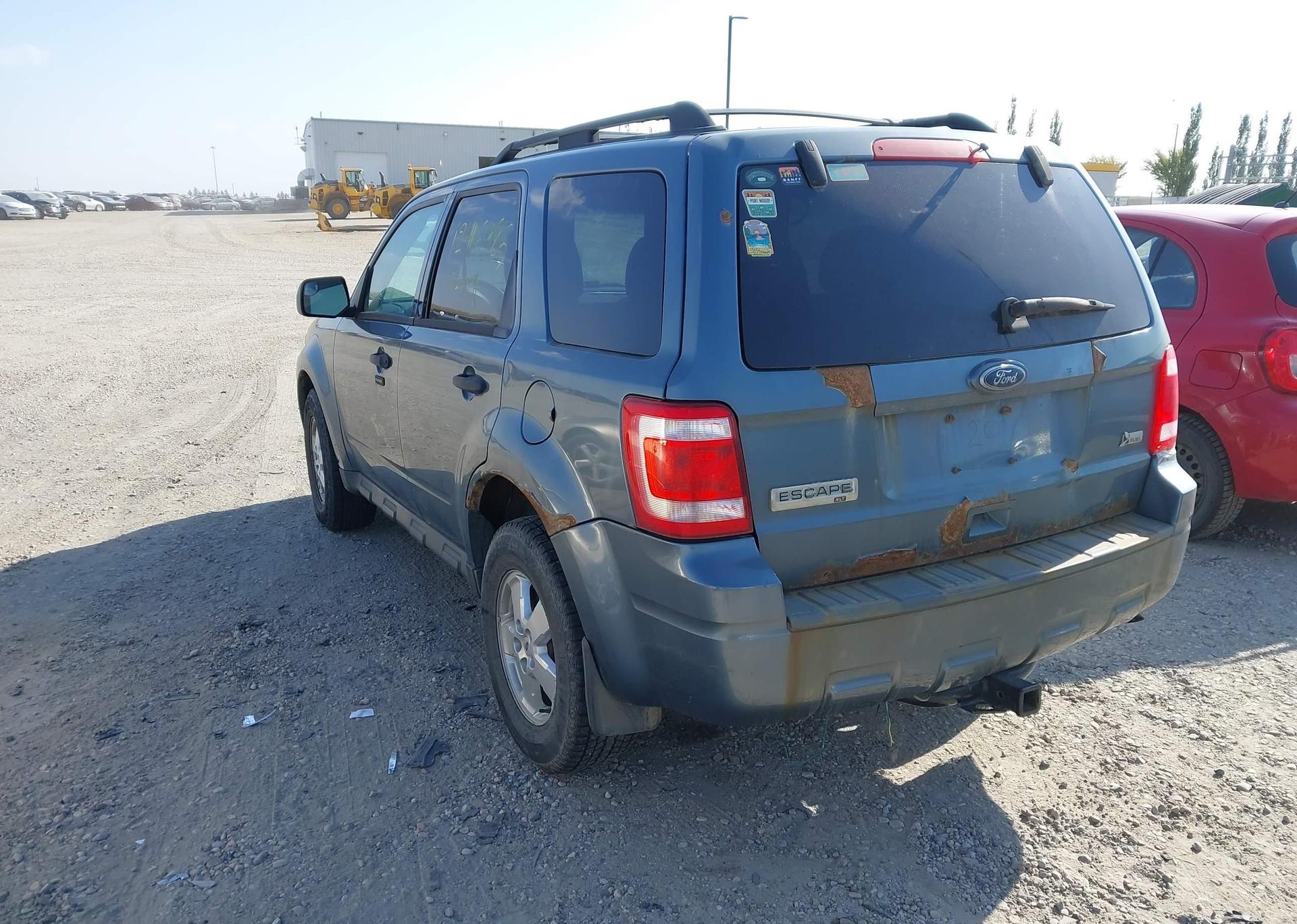 2010 FORD ESCAPE XLT