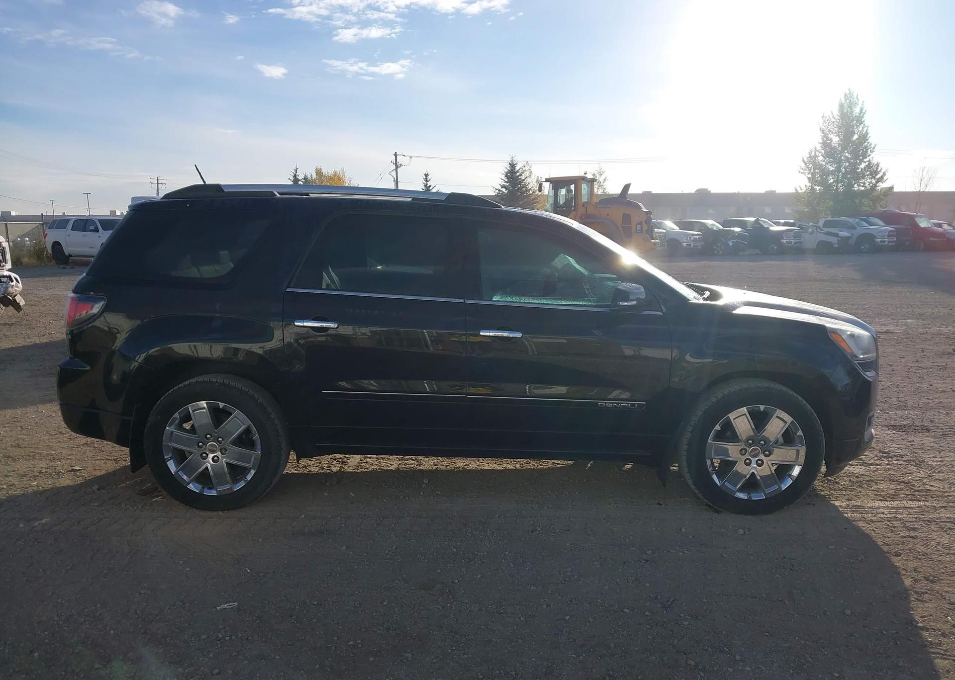 2016 GMC ACADIA DENALI