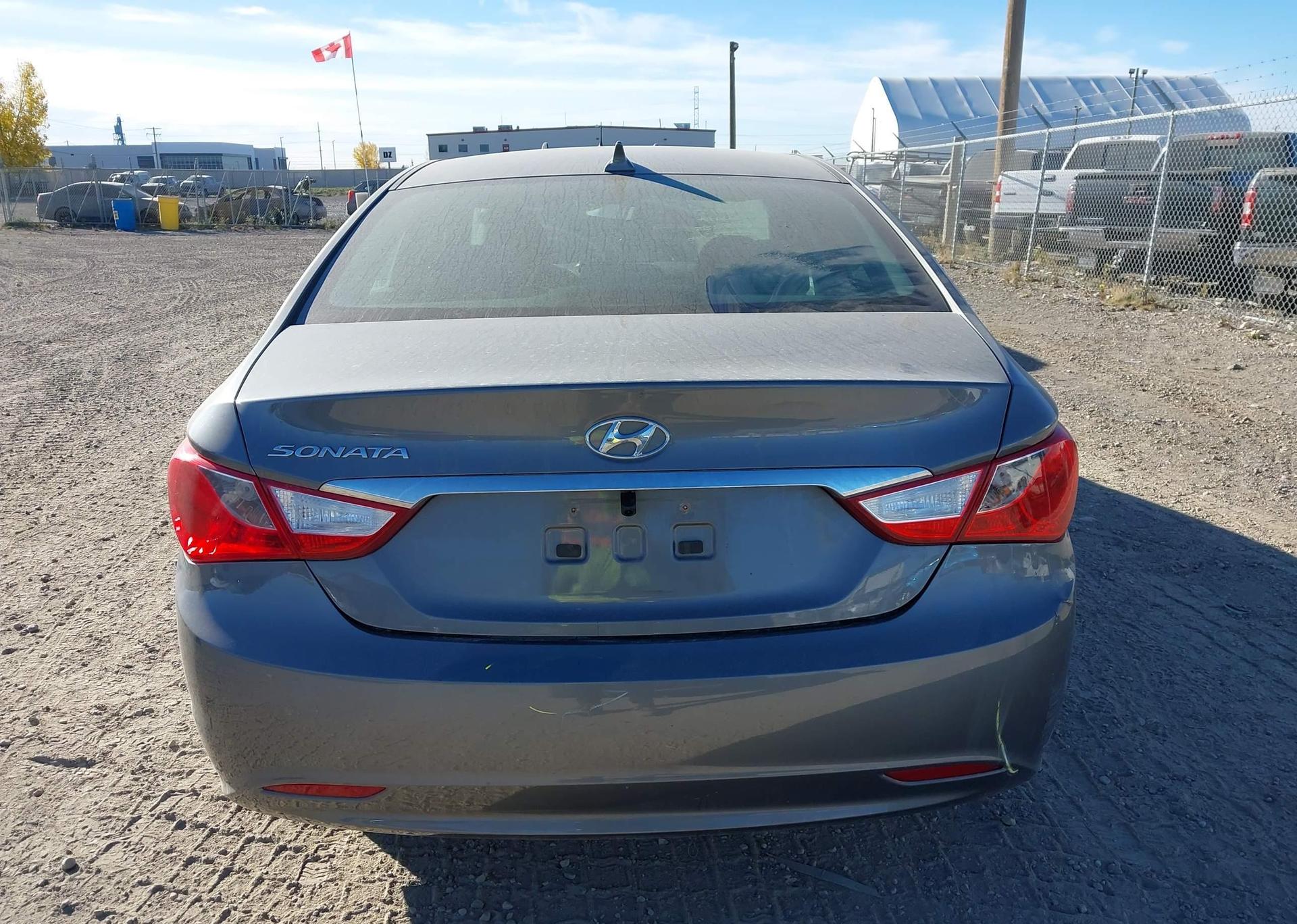 2013 HYUNDAI SONATA GLS