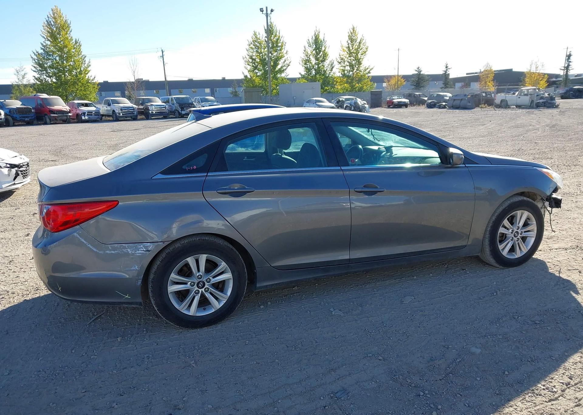 2013 HYUNDAI SONATA GLS