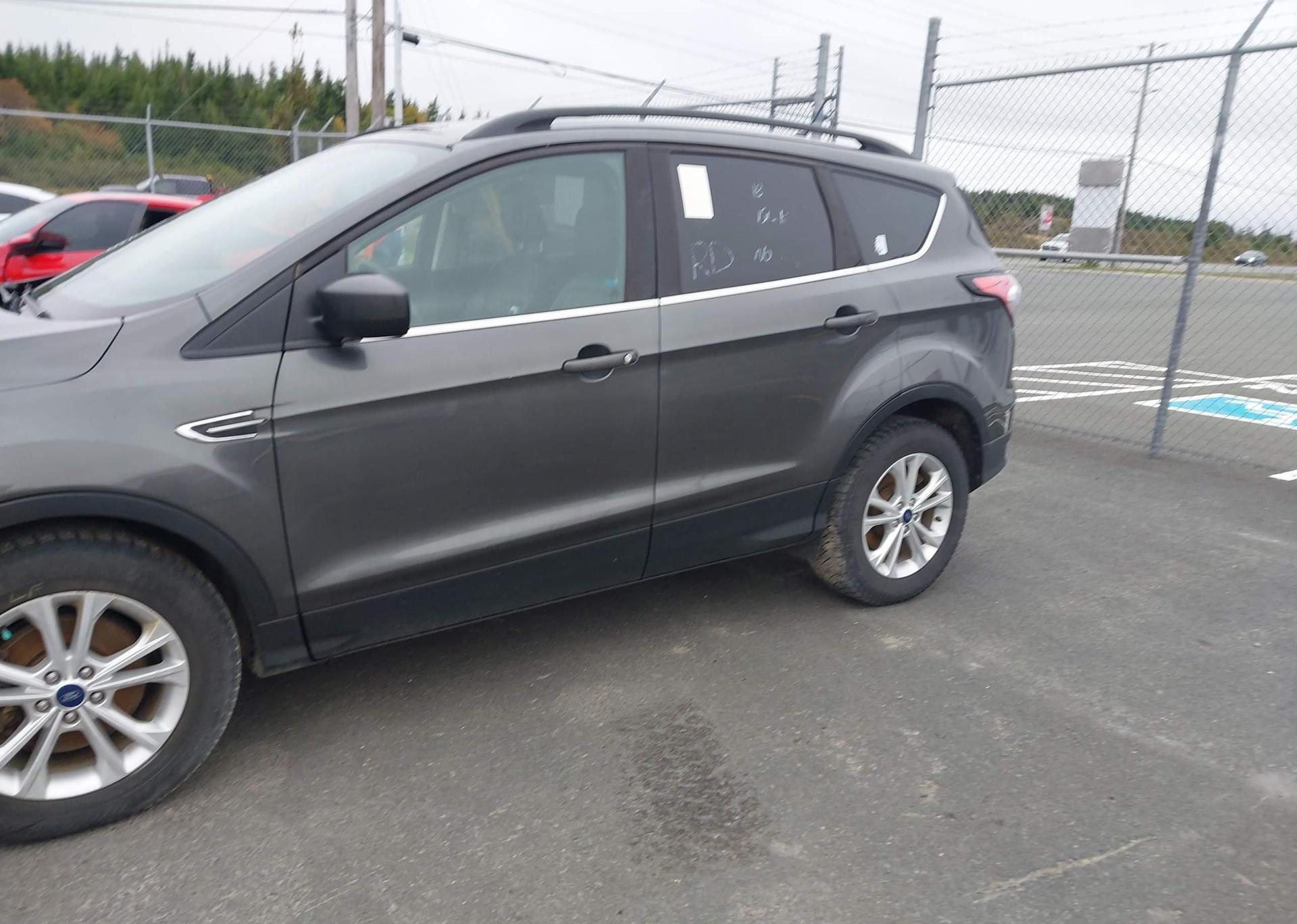 2018 FORD ESCAPE SEL