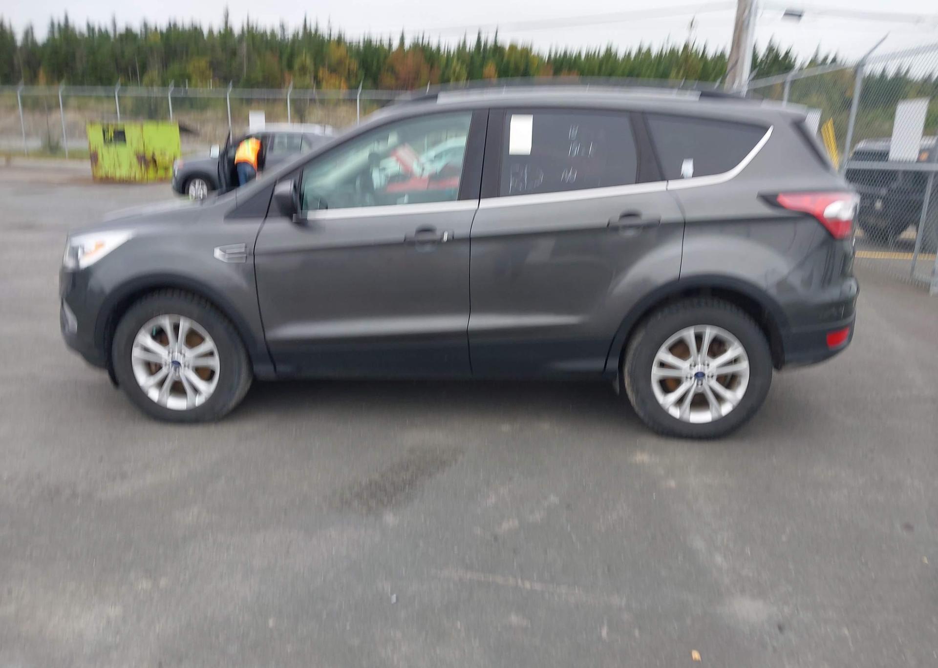 2018 FORD ESCAPE SEL