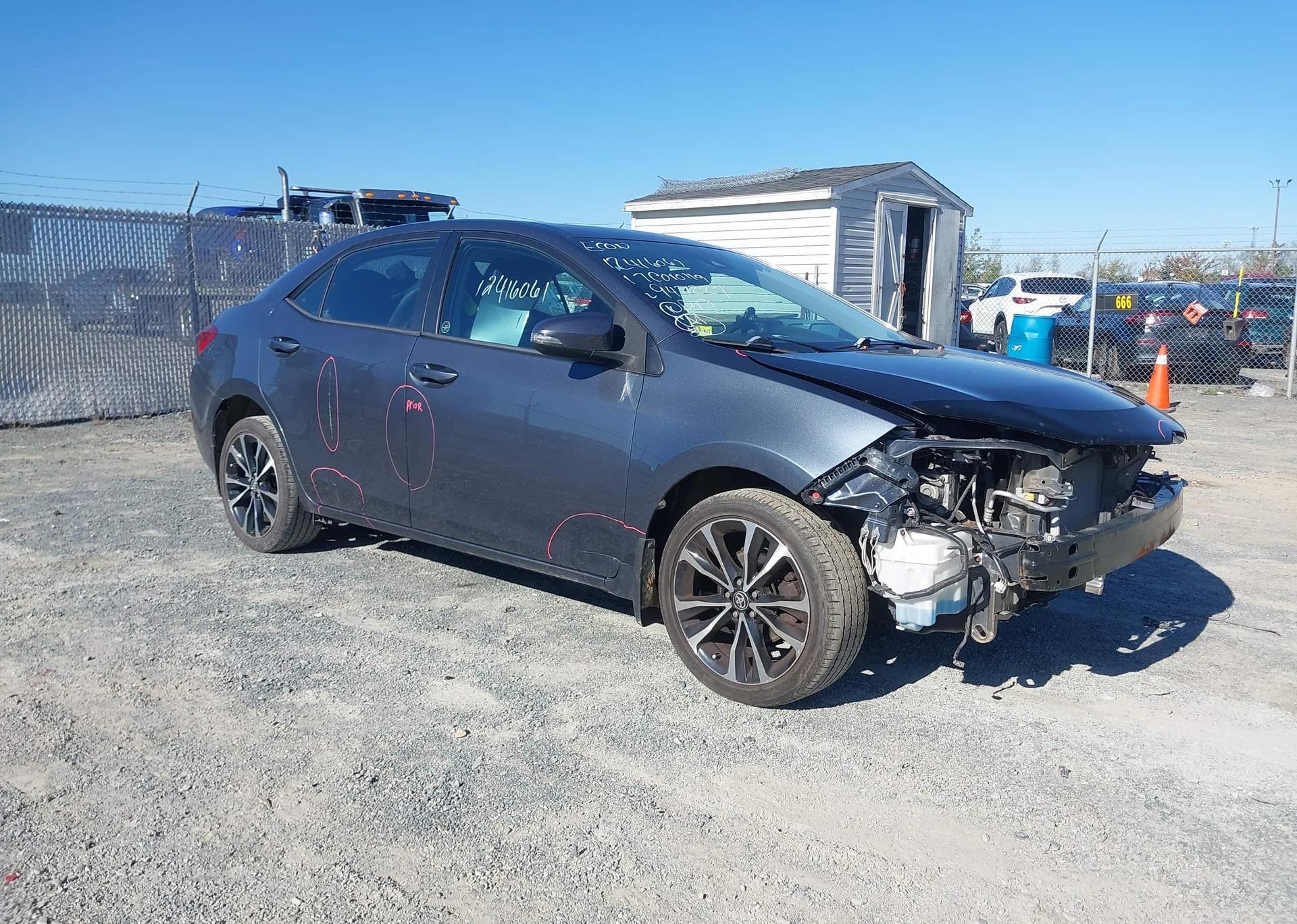 2017 TOYOTA COROLLA SE
