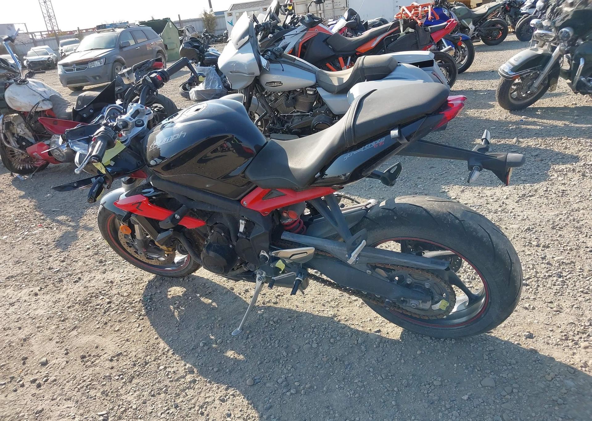 2013 TRIUMPH MOTORCYCLE STREET TRIPLE R