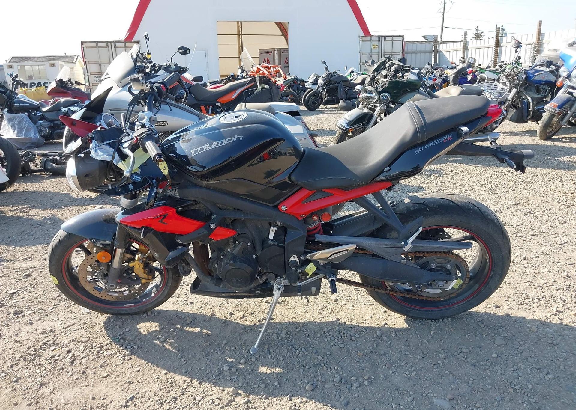 2013 TRIUMPH MOTORCYCLE STREET TRIPLE R