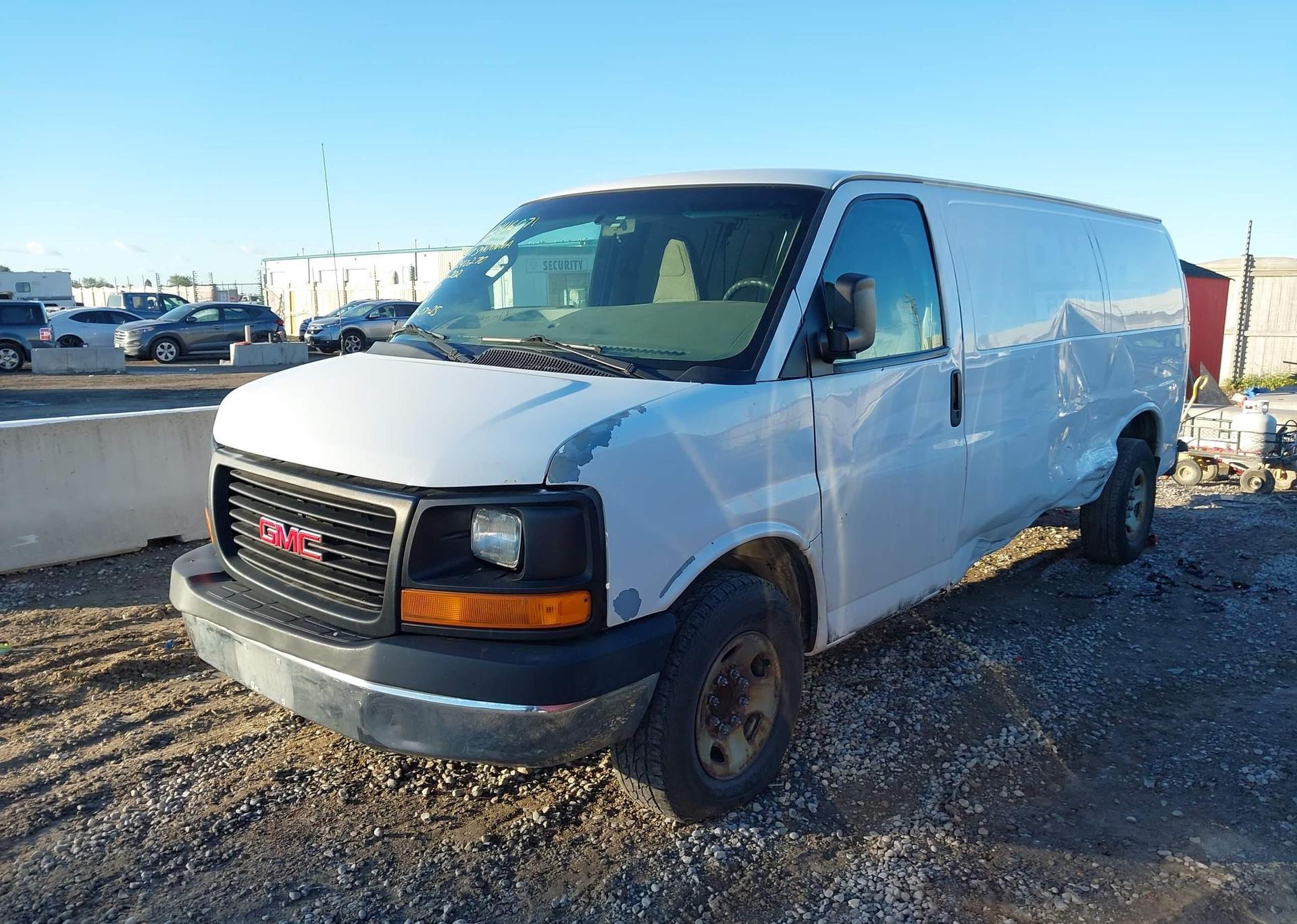 2017 GMC SAVANA 3500 WORK VAN