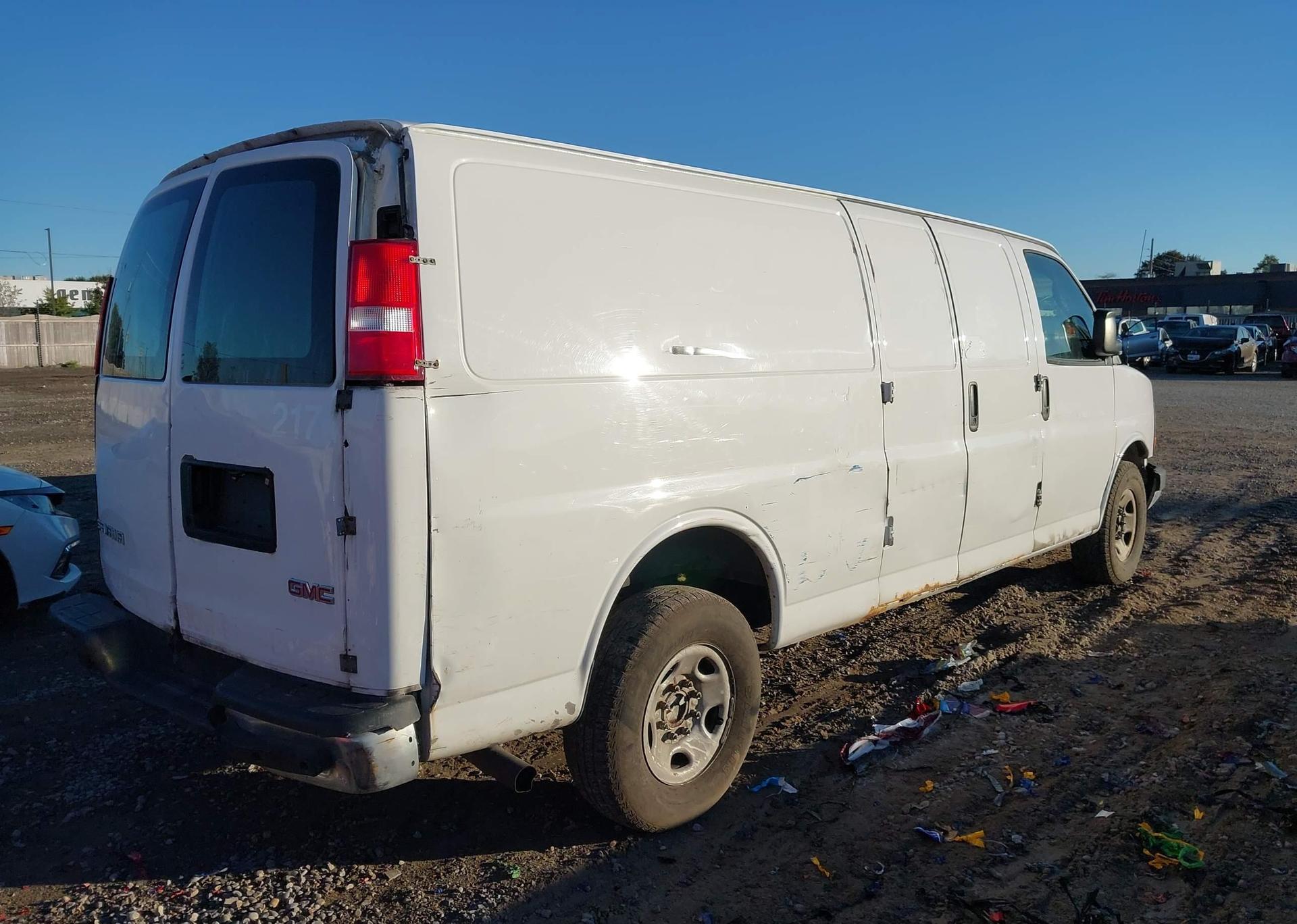 2017 GMC SAVANA 3500 WORK VAN