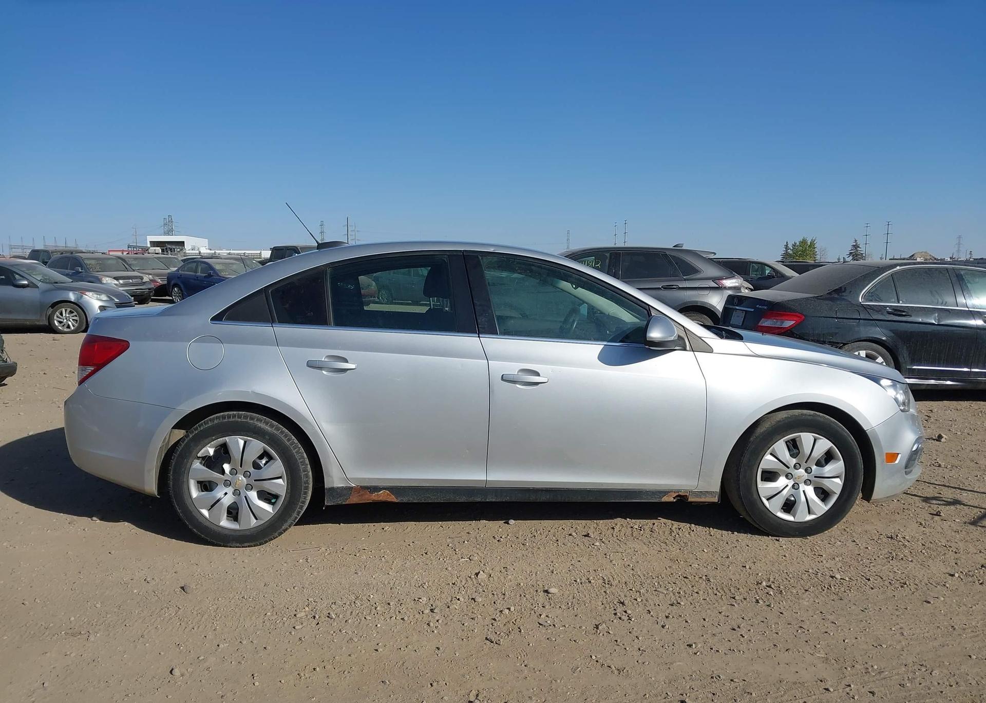2015 CHEVROLET CRUZE
