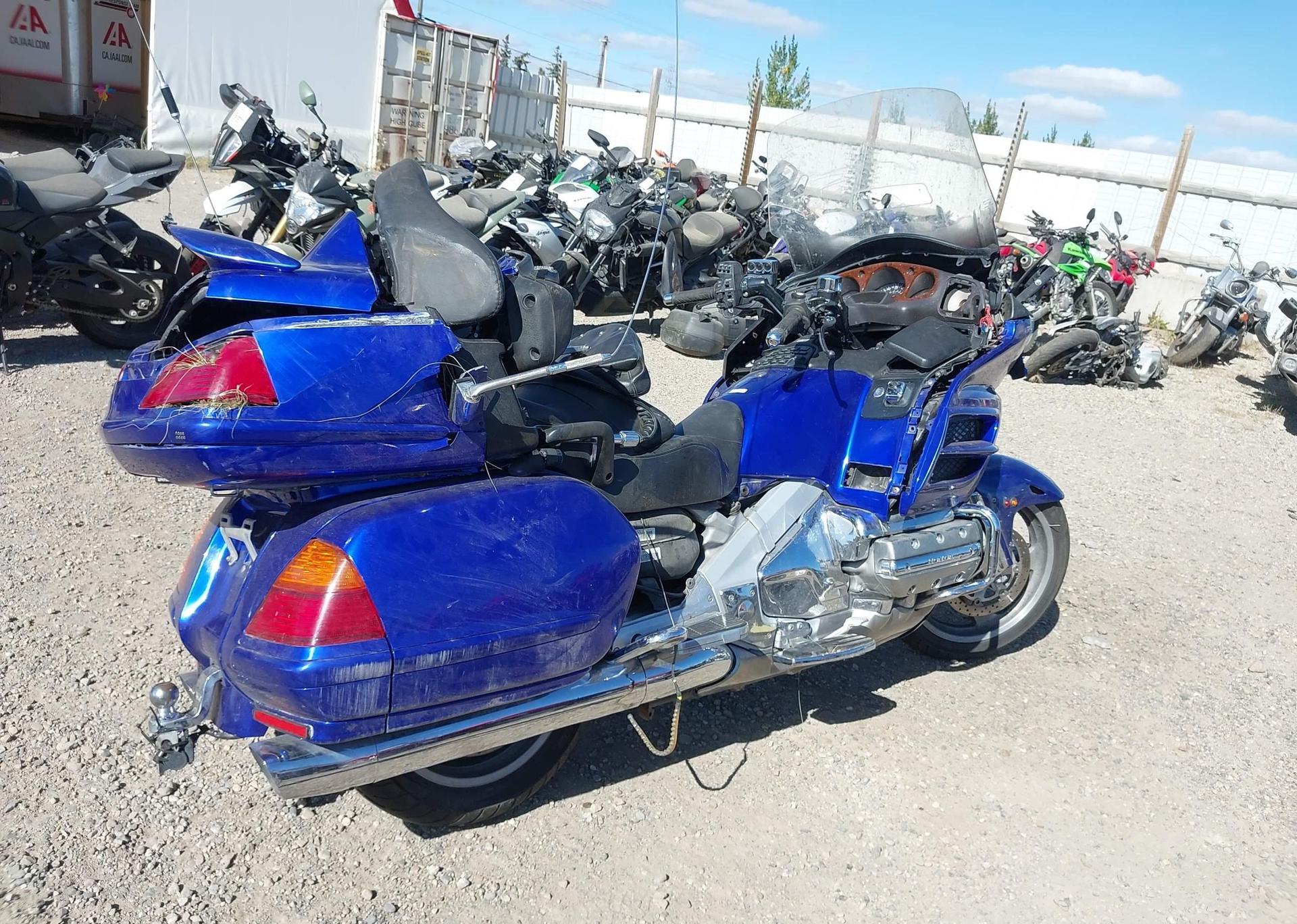 2005 HONDA GL1800