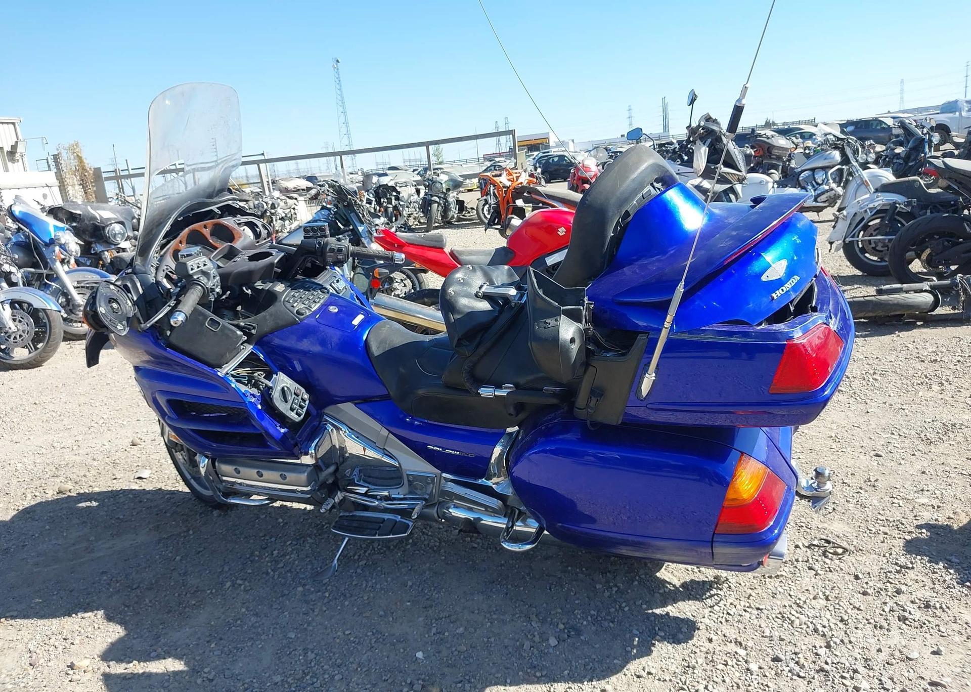 2005 HONDA GL1800