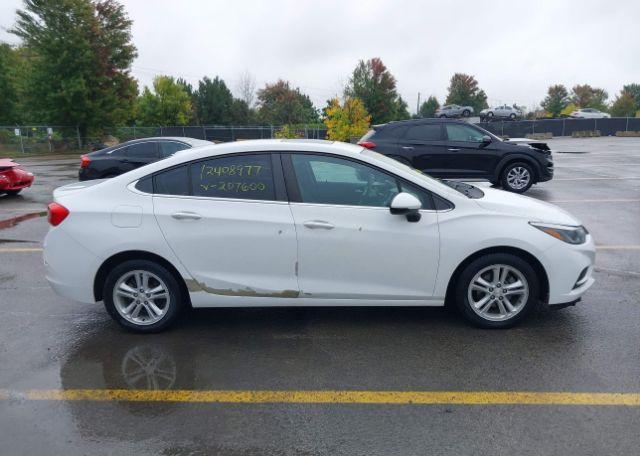 2017 CHEVROLET CRUZE LT AUTO
