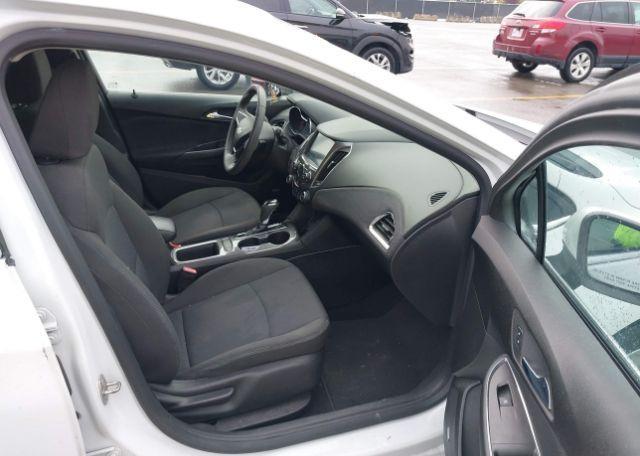 2017 CHEVROLET CRUZE LT AUTO
